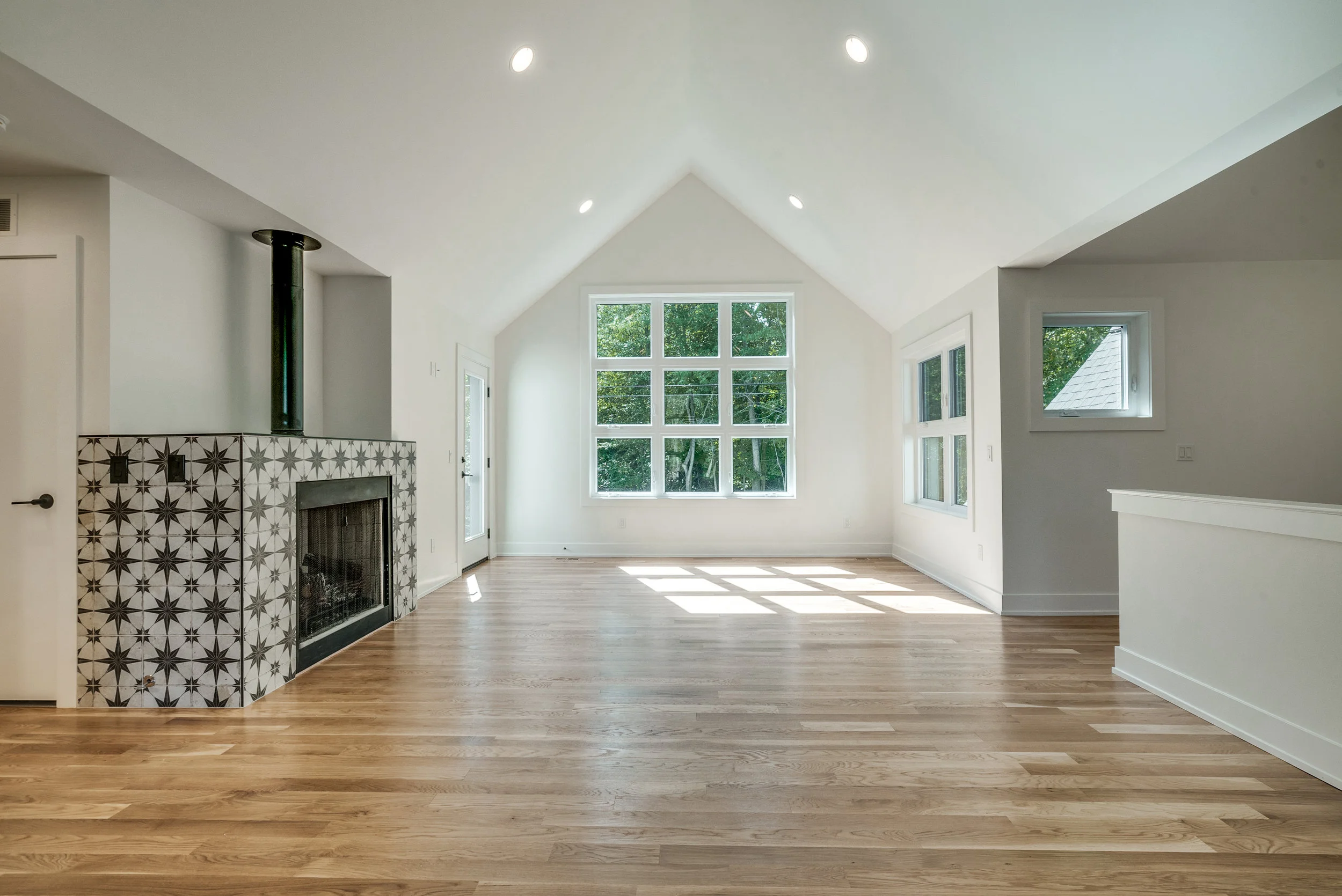 Interiors (3 of 50).jpg