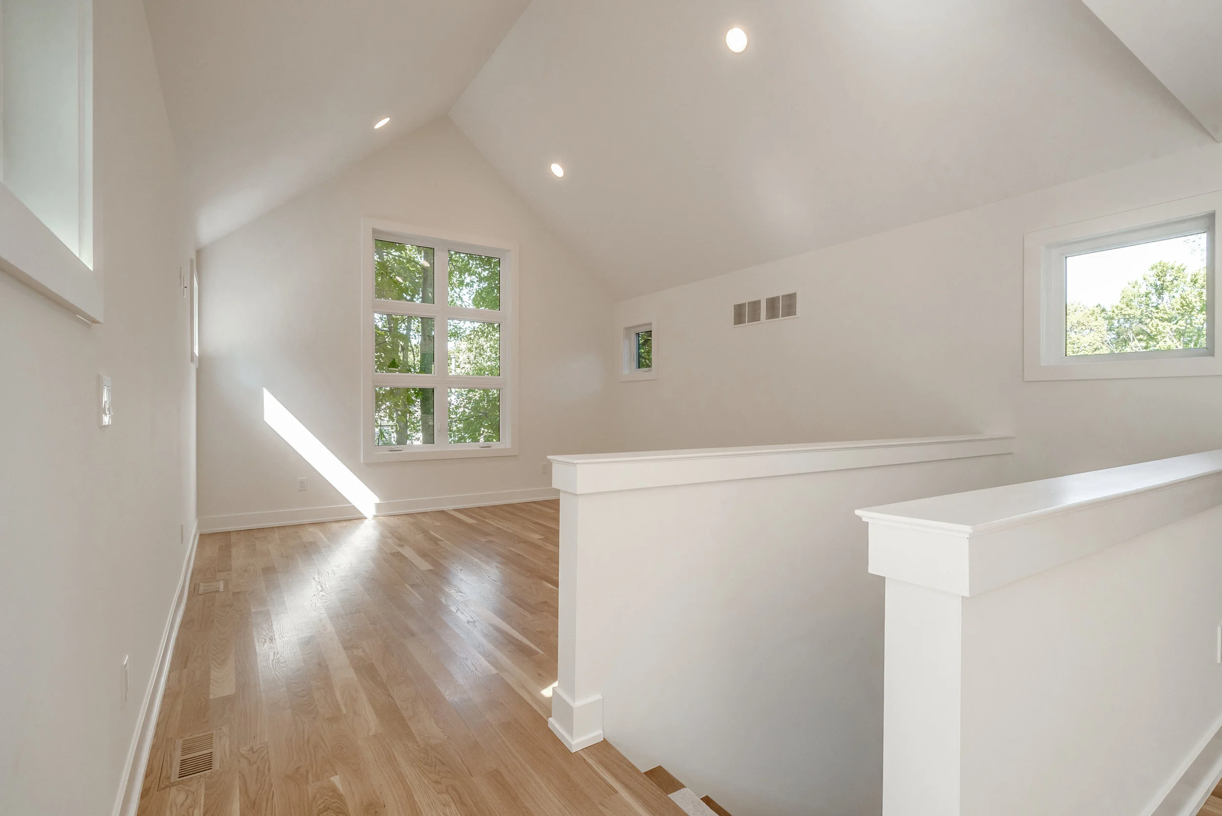 Interiors (14 of 50).jpg