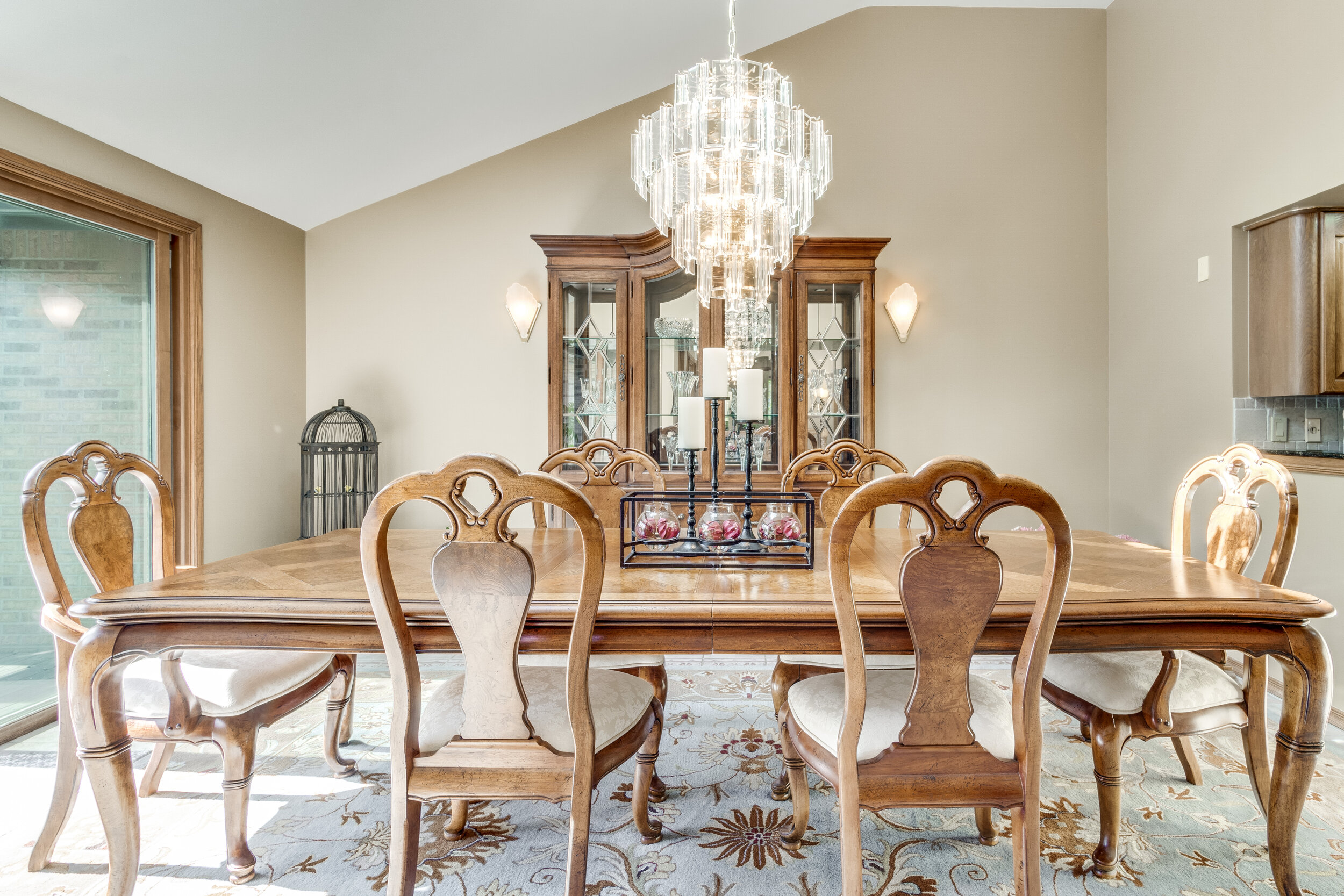 Interiors (10 of 62).jpg