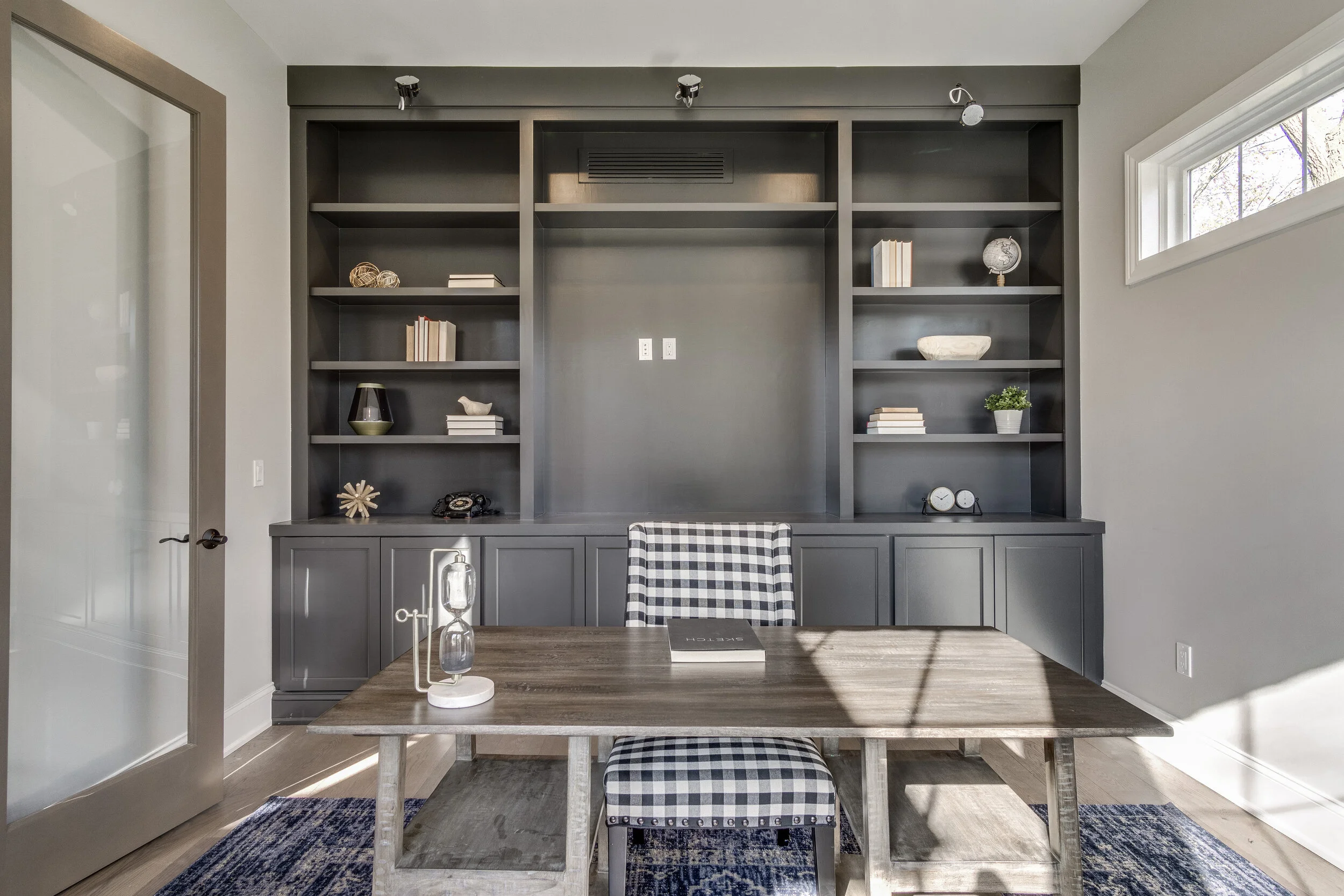 Interiors (2 of 49).jpg