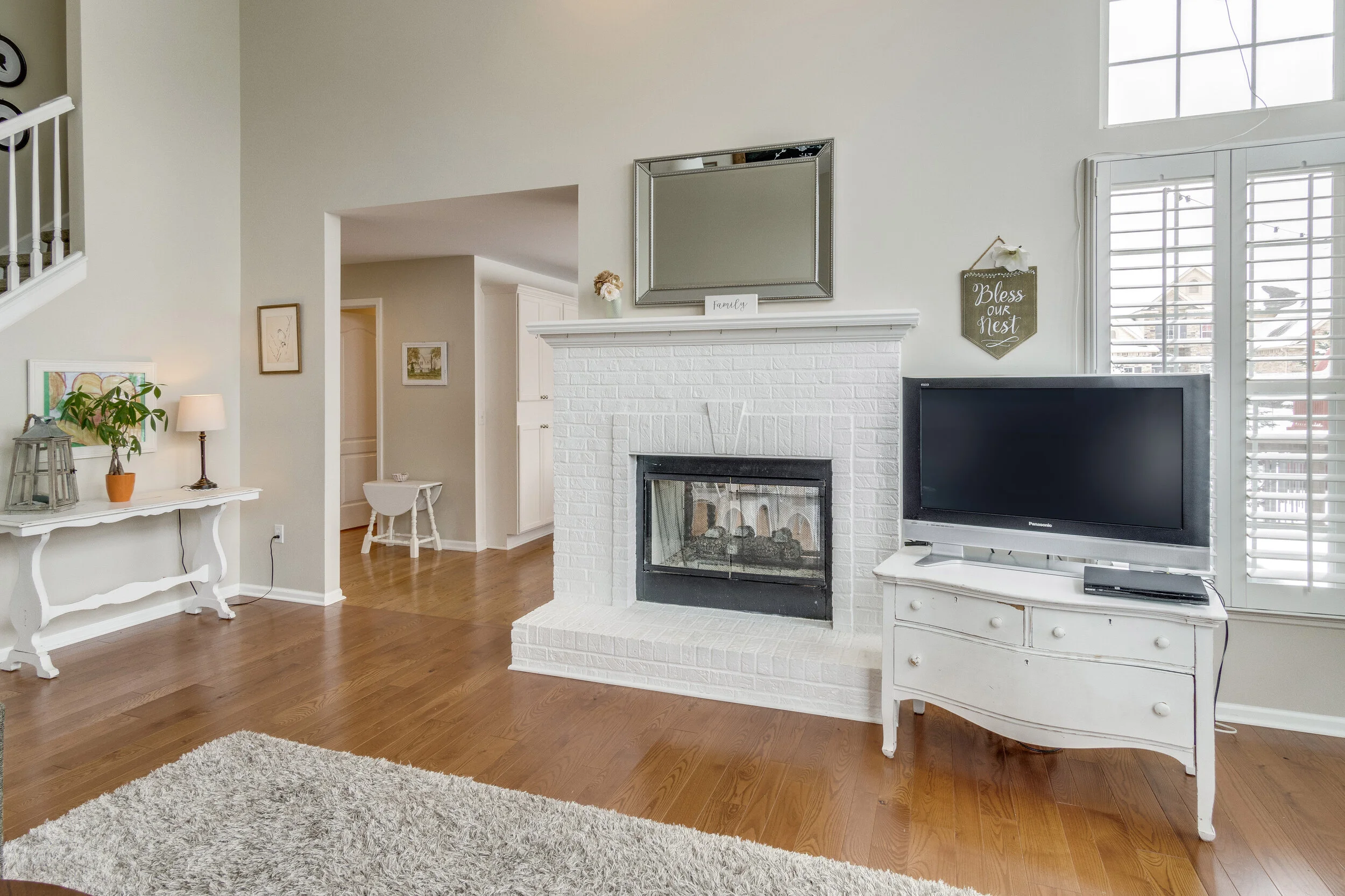 Interiors (18 of 50).jpg