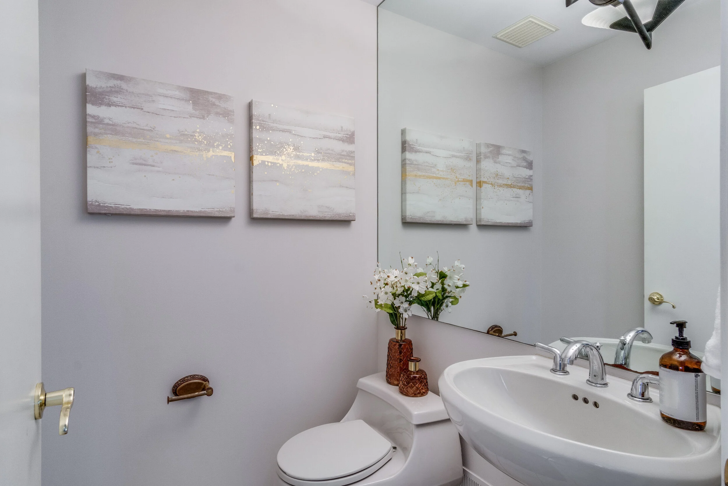 Interiors (26 of 53).jpg