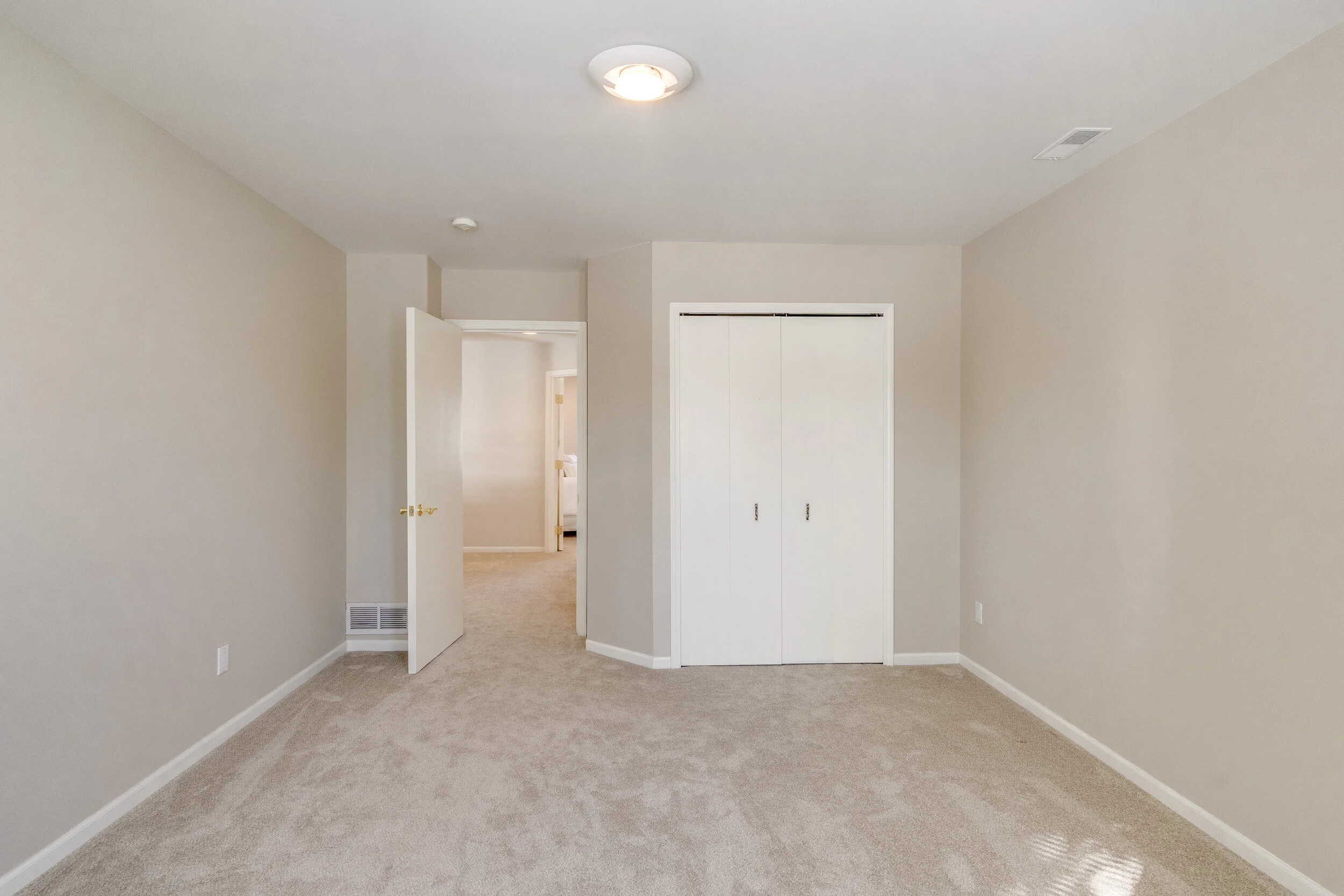 Interiors (30 of 53).jpg