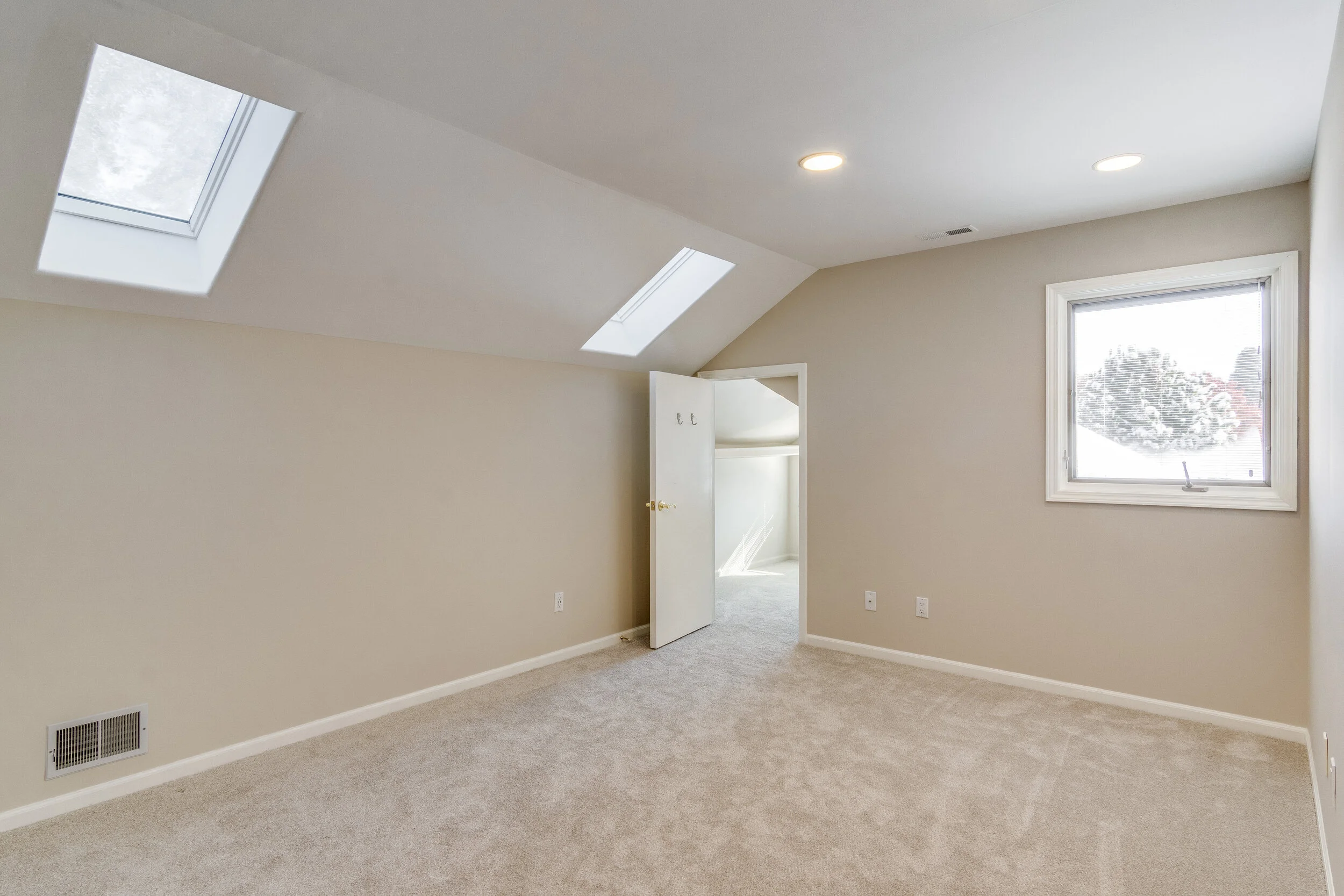 Interiors (31 of 53).jpg