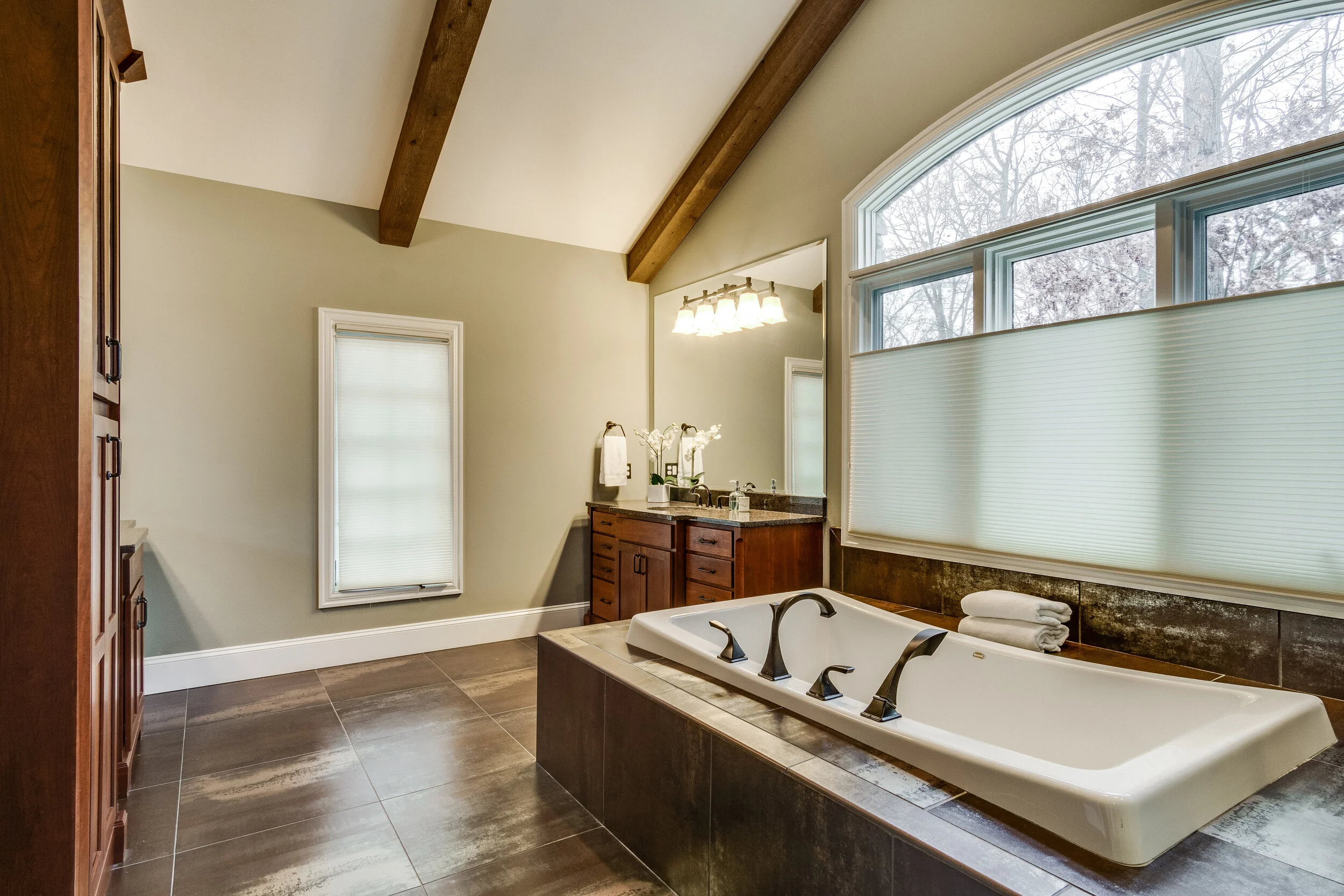 Interiors (44 of 77).jpg