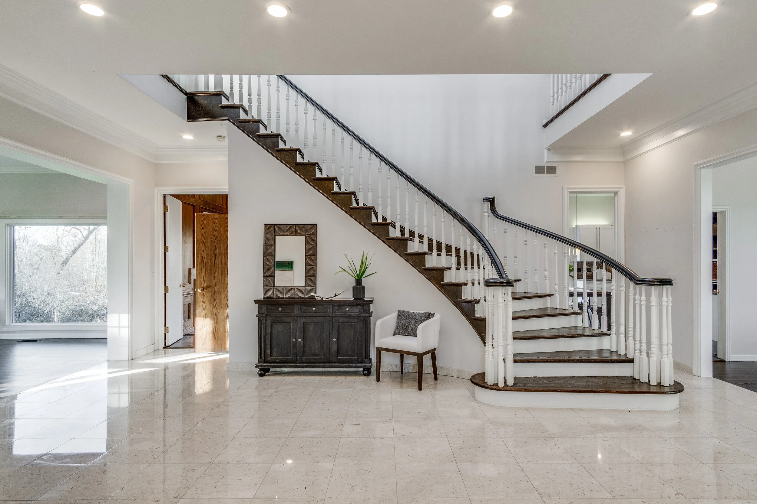 Interiors (2 of 44).jpg