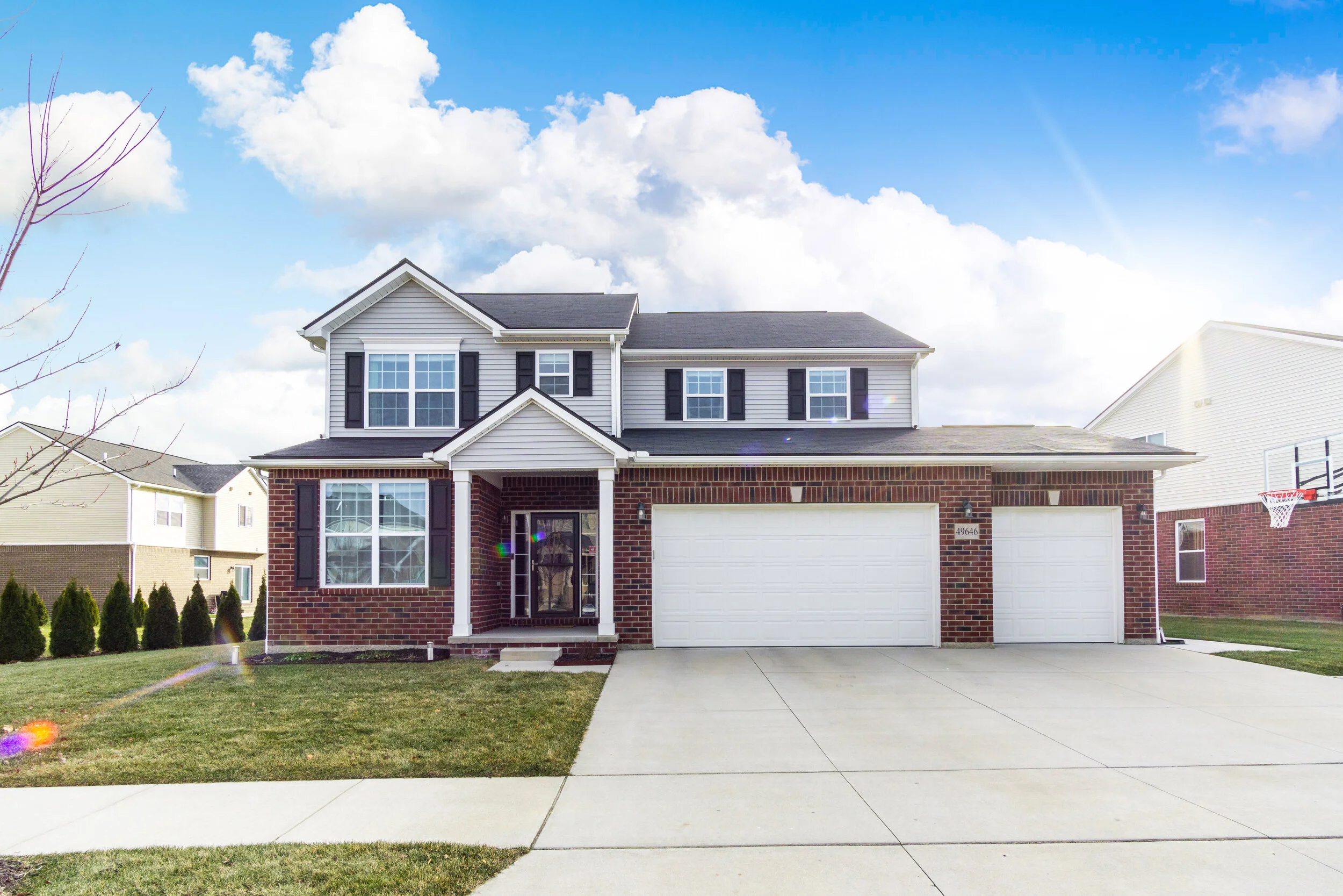 Shelby Township Colonial