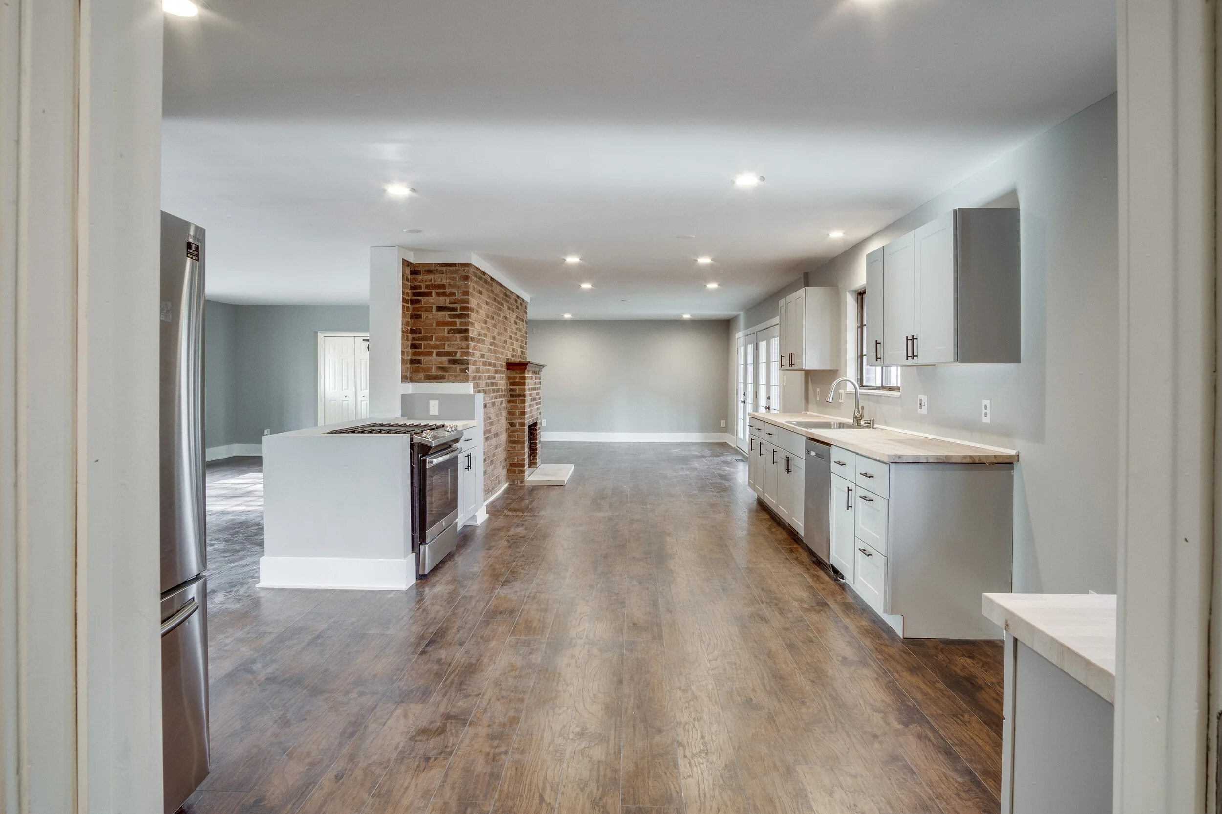 Interiors (19 of 60).jpg
