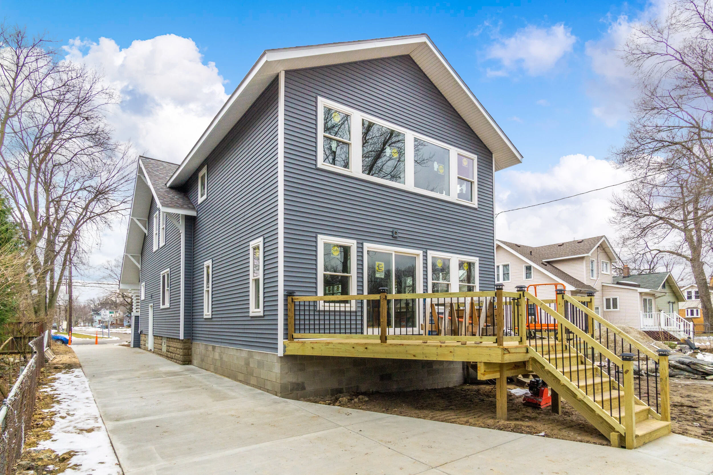 Exteriors (6 of 7).jpg