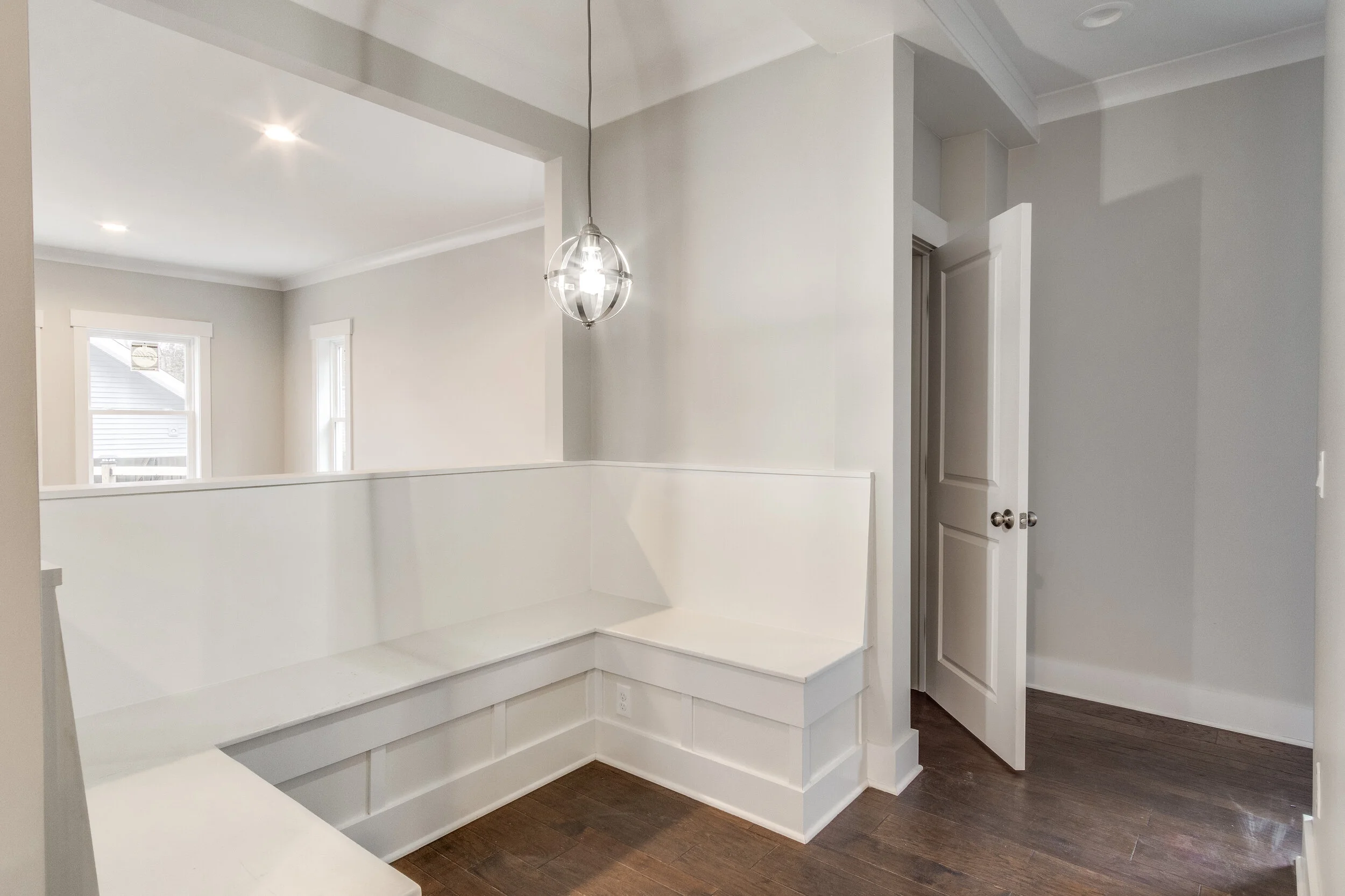 Interiors (21 of 37).jpg