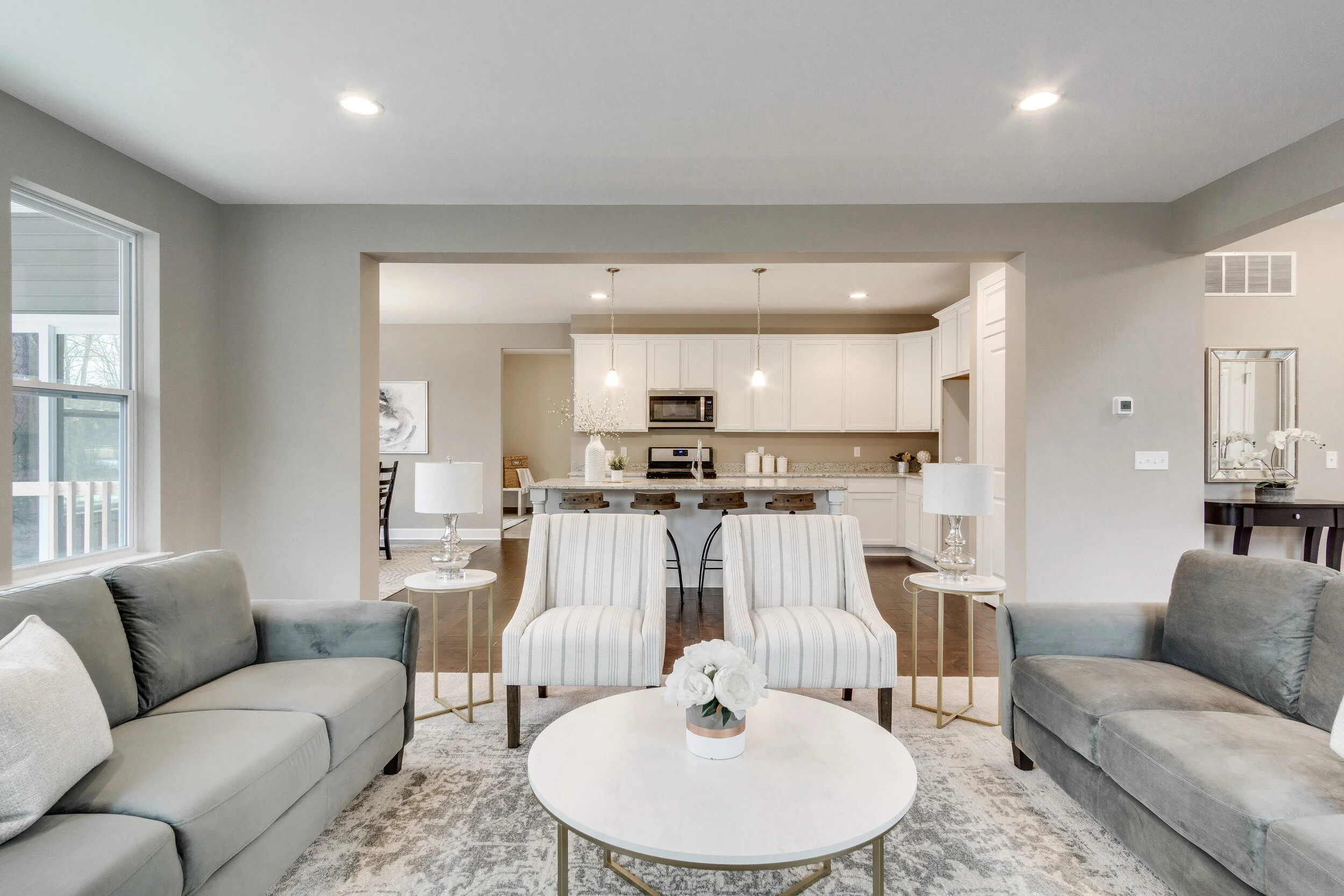 Interiors (10 of 50).jpg