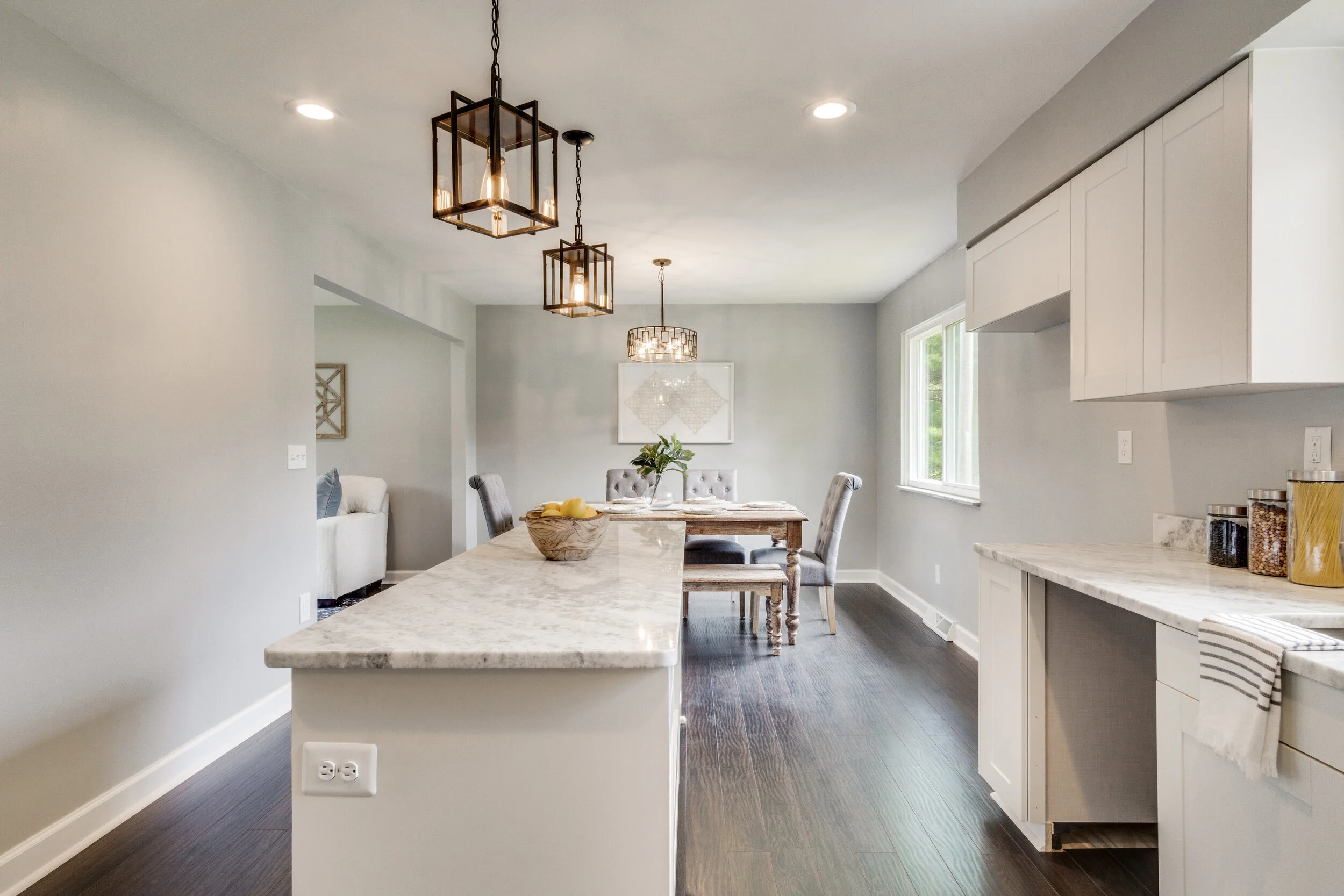 Interiors (18 of 37).jpg