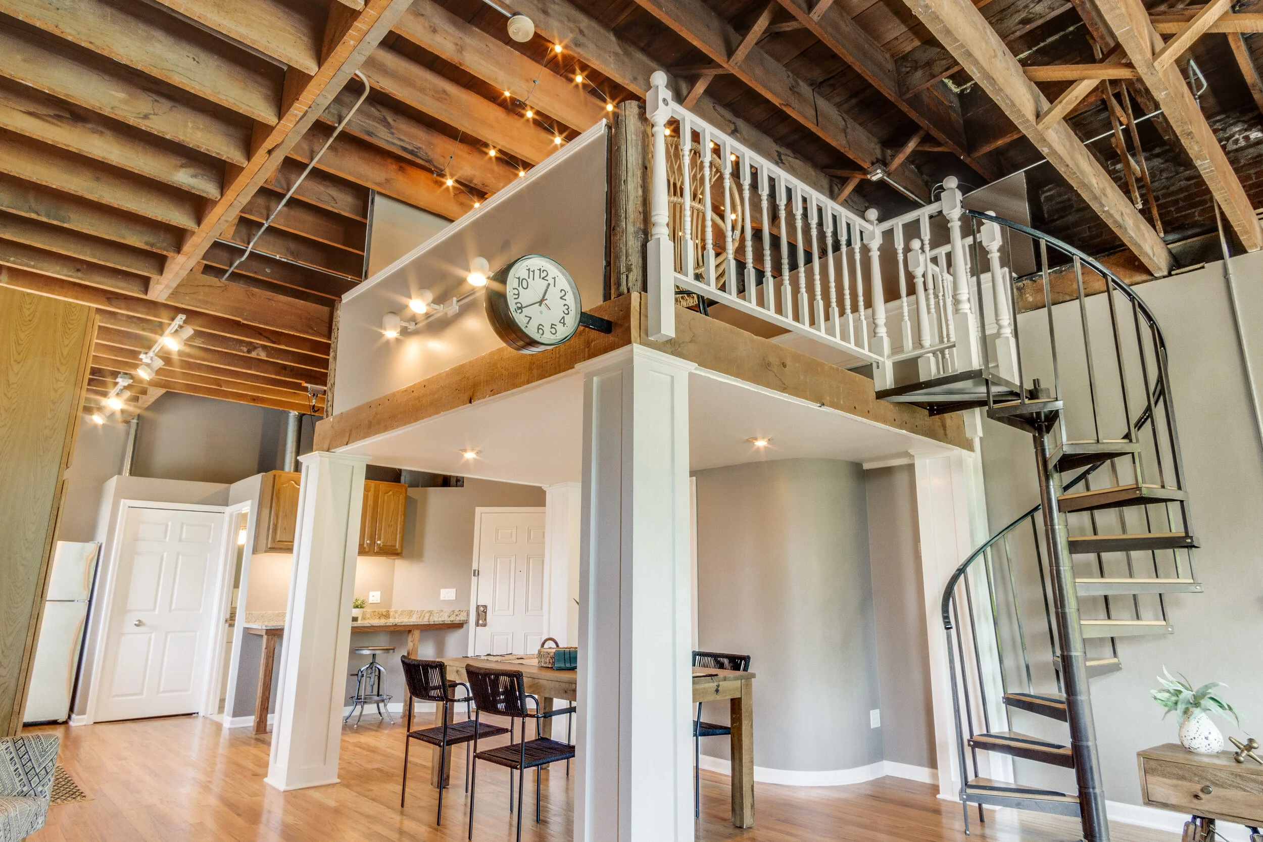 Interiors (24 of 36).jpg