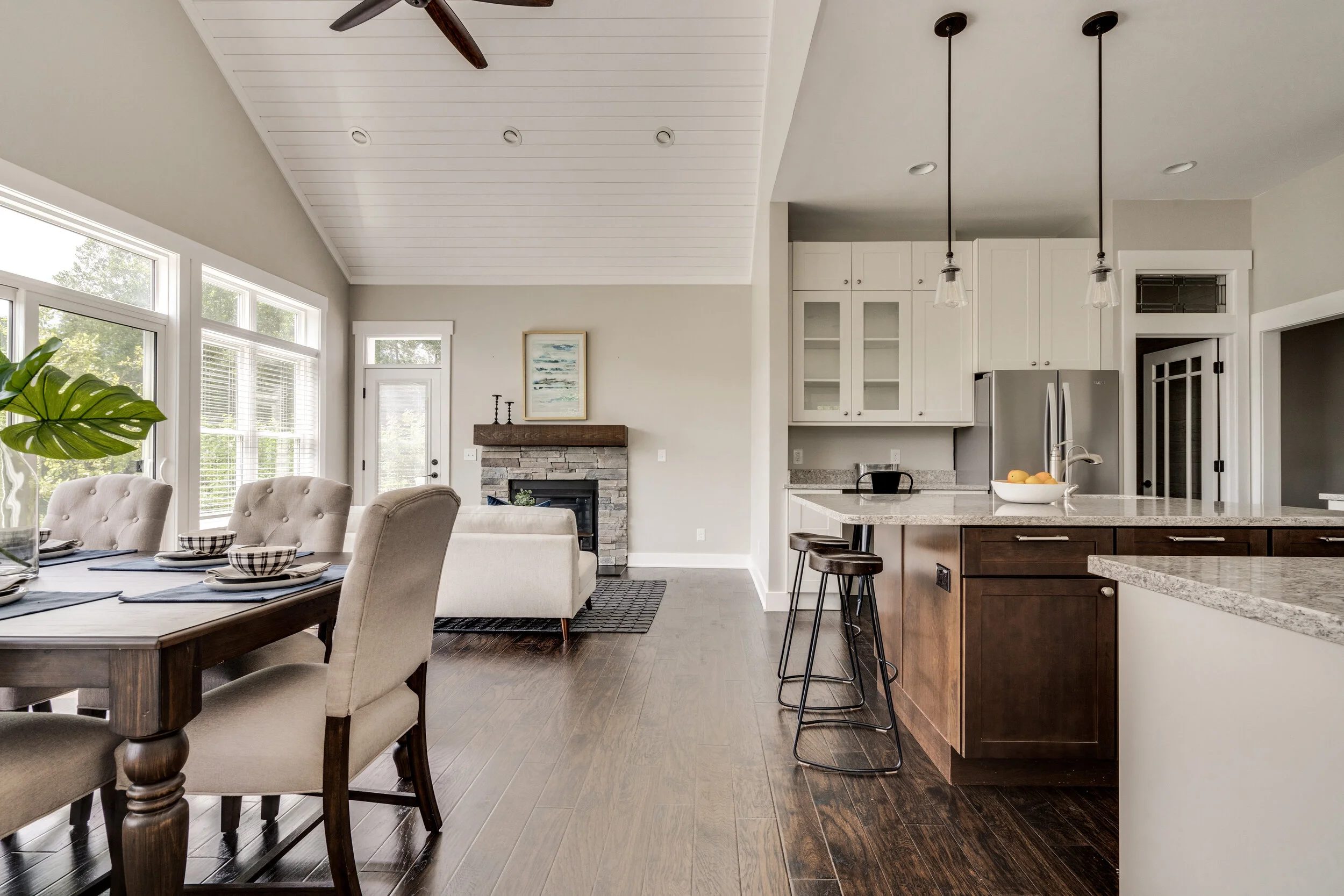 Interiors (11 of 45).jpg