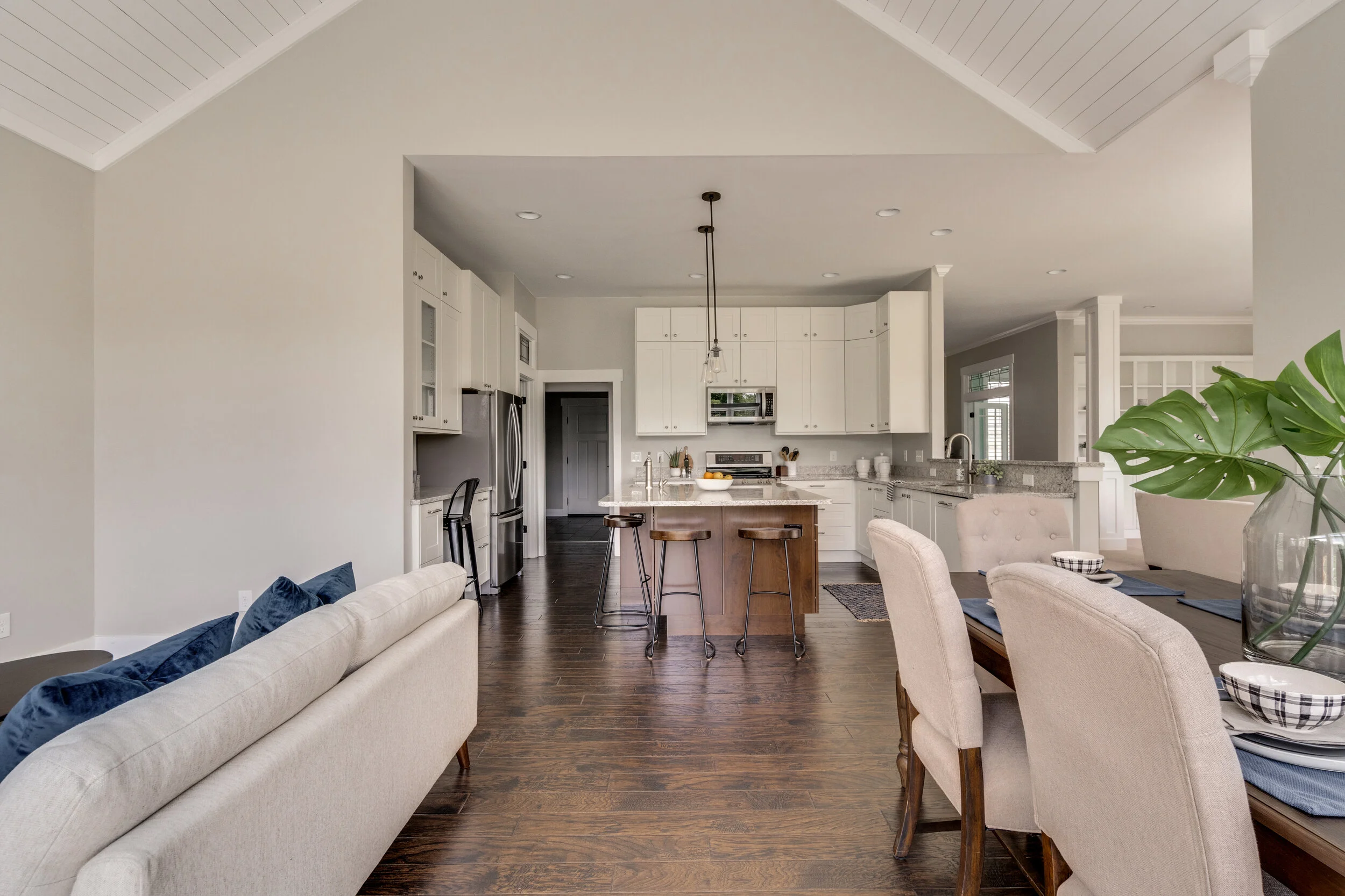 Interiors (15 of 45).jpg