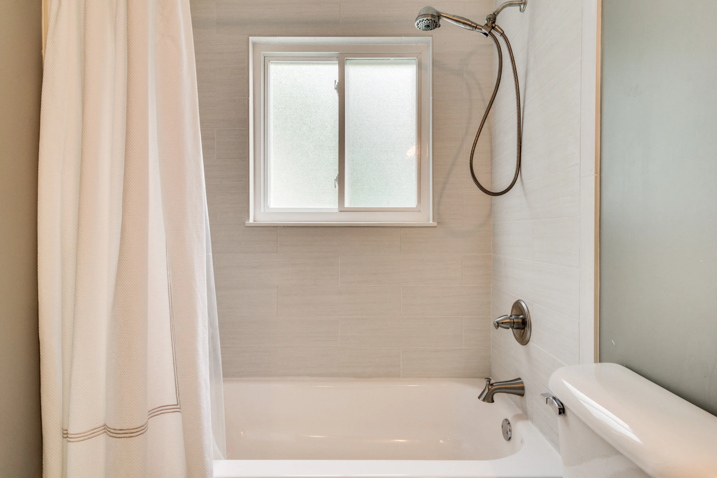 Interiors (30 of 43).jpg