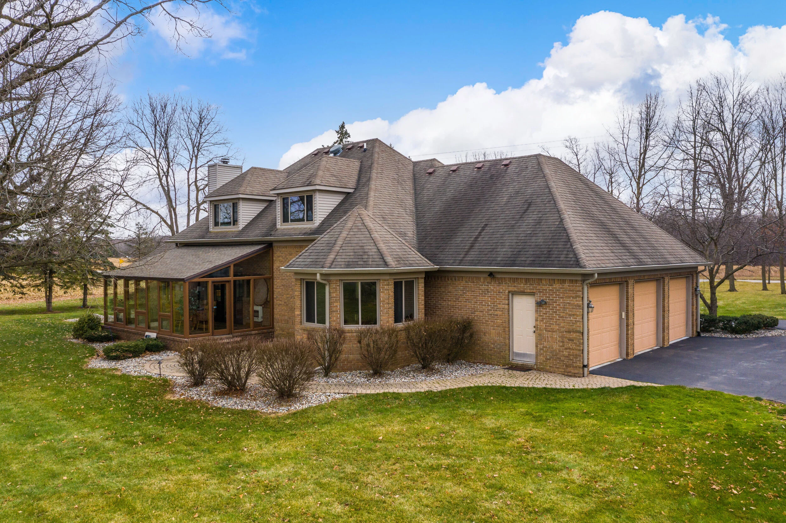 Exteriors (19 of 25).jpg