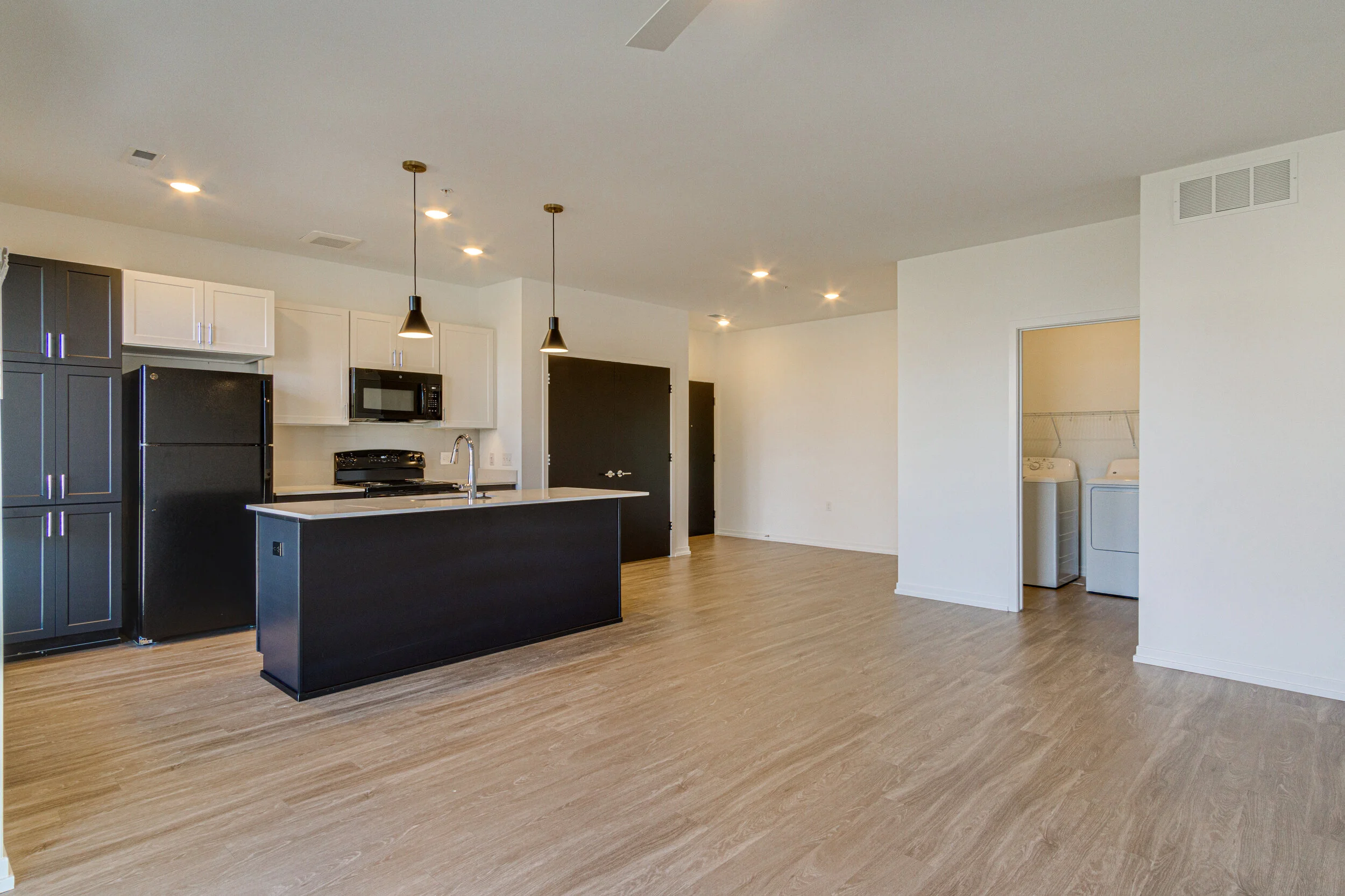 Interiors (14 of 26).jpg