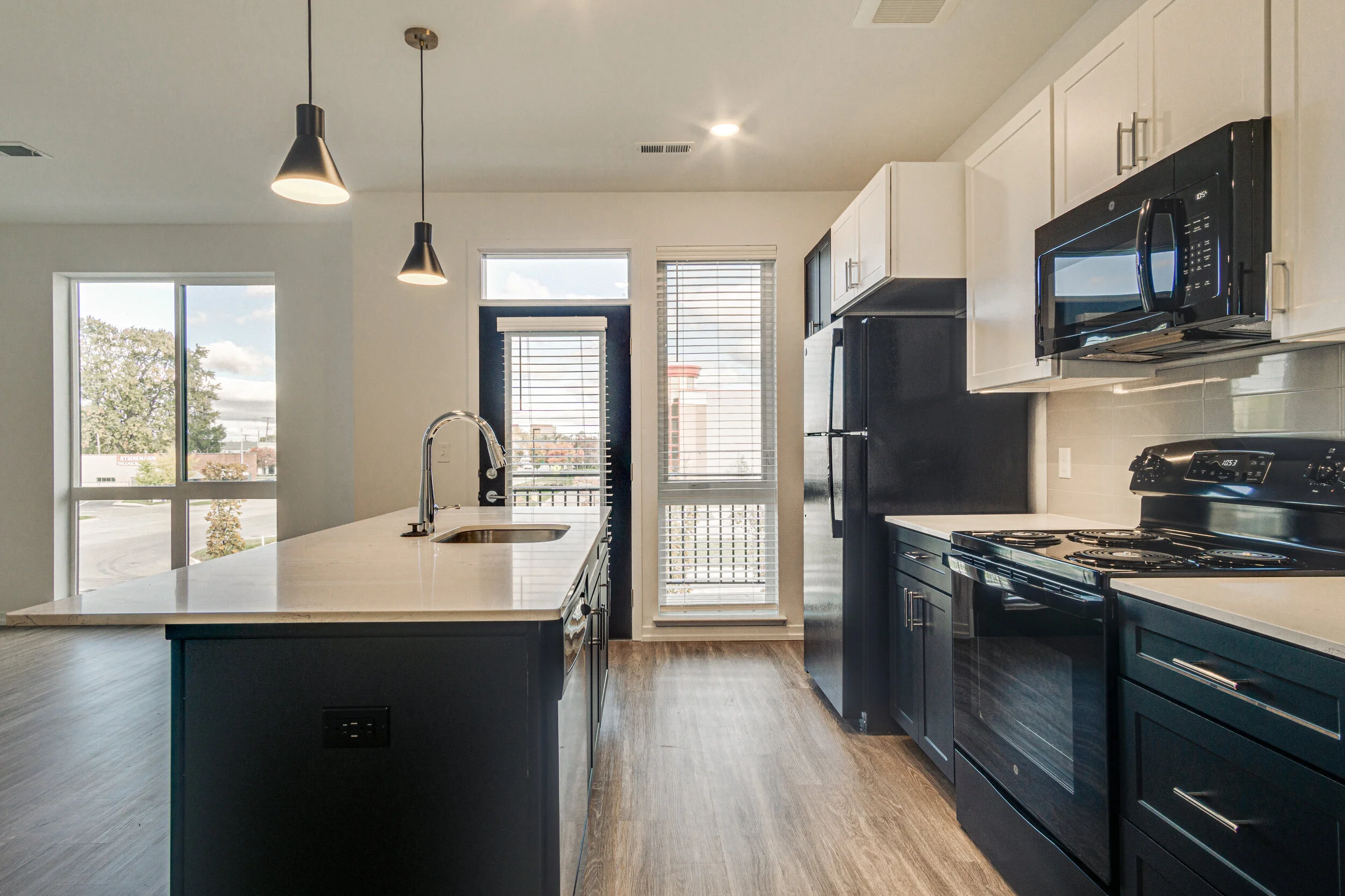 Uptown Square Apartments 