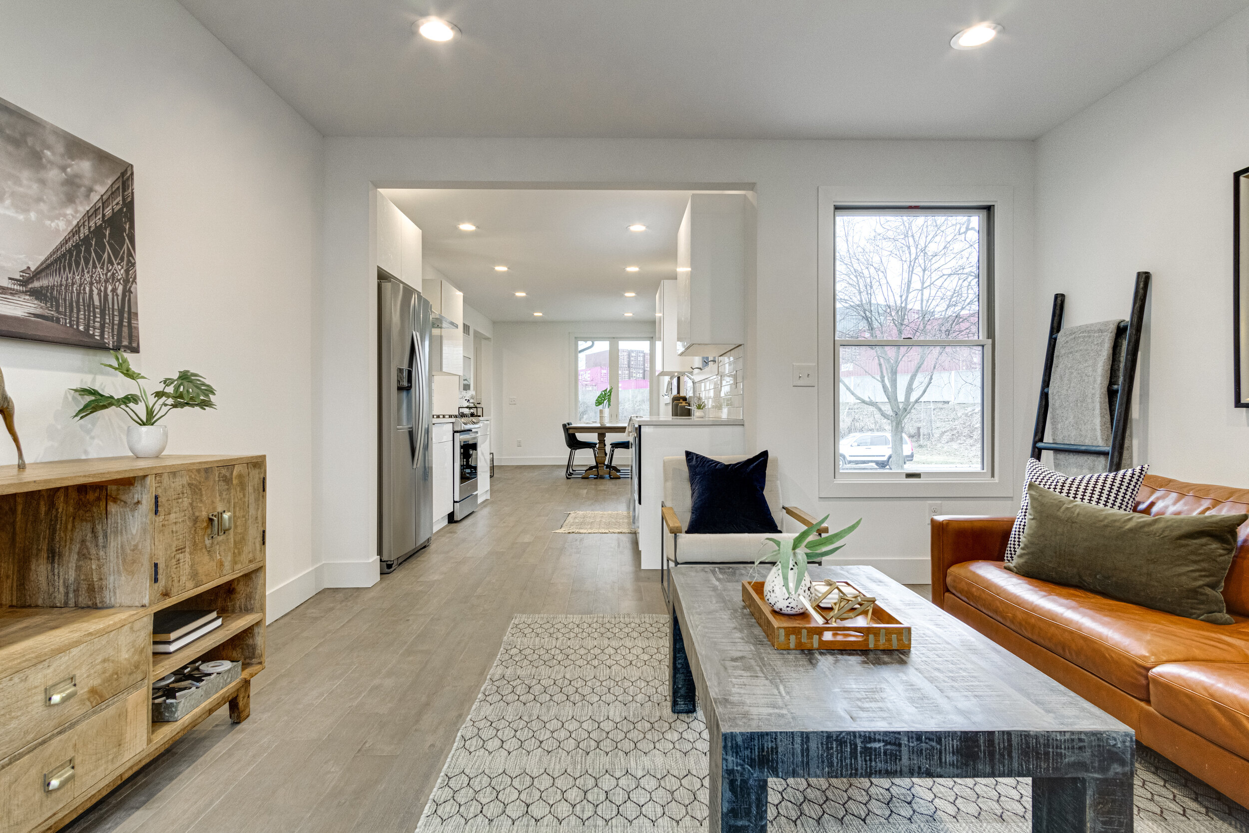 Interiors (20 of 40).jpg