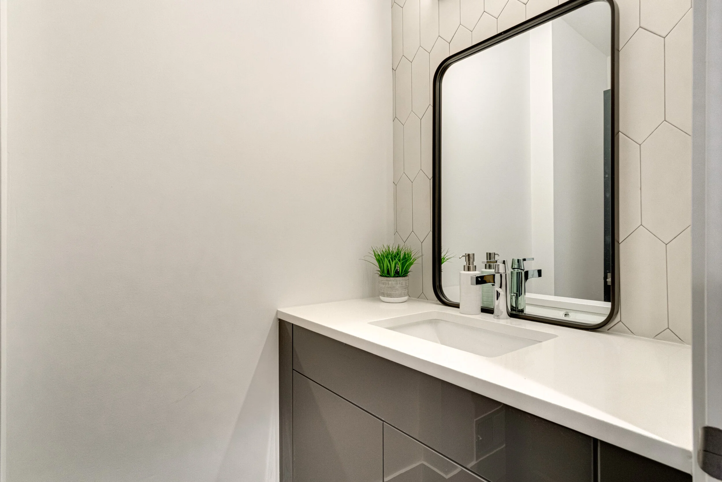 Interiors (22 of 40).jpg