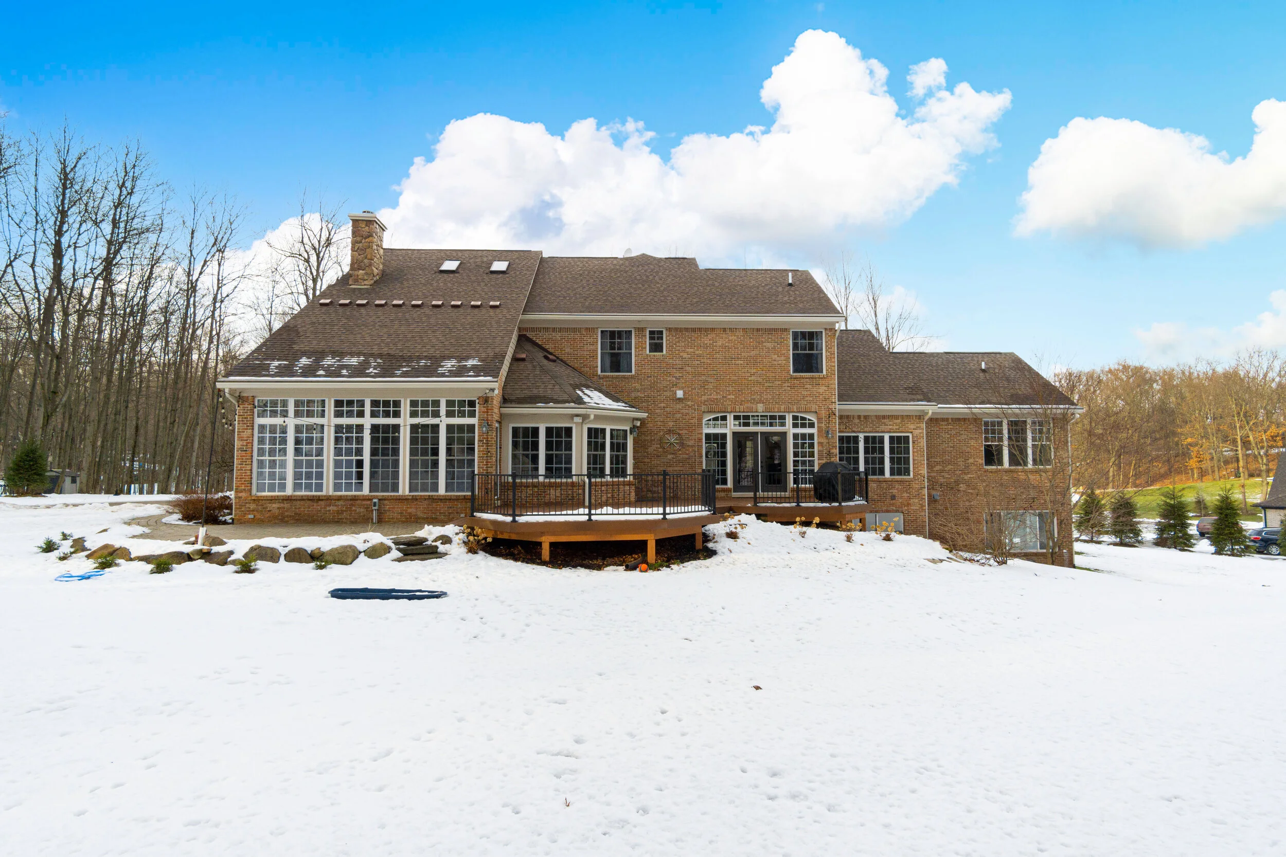 Exteriors (9 of 17).jpg