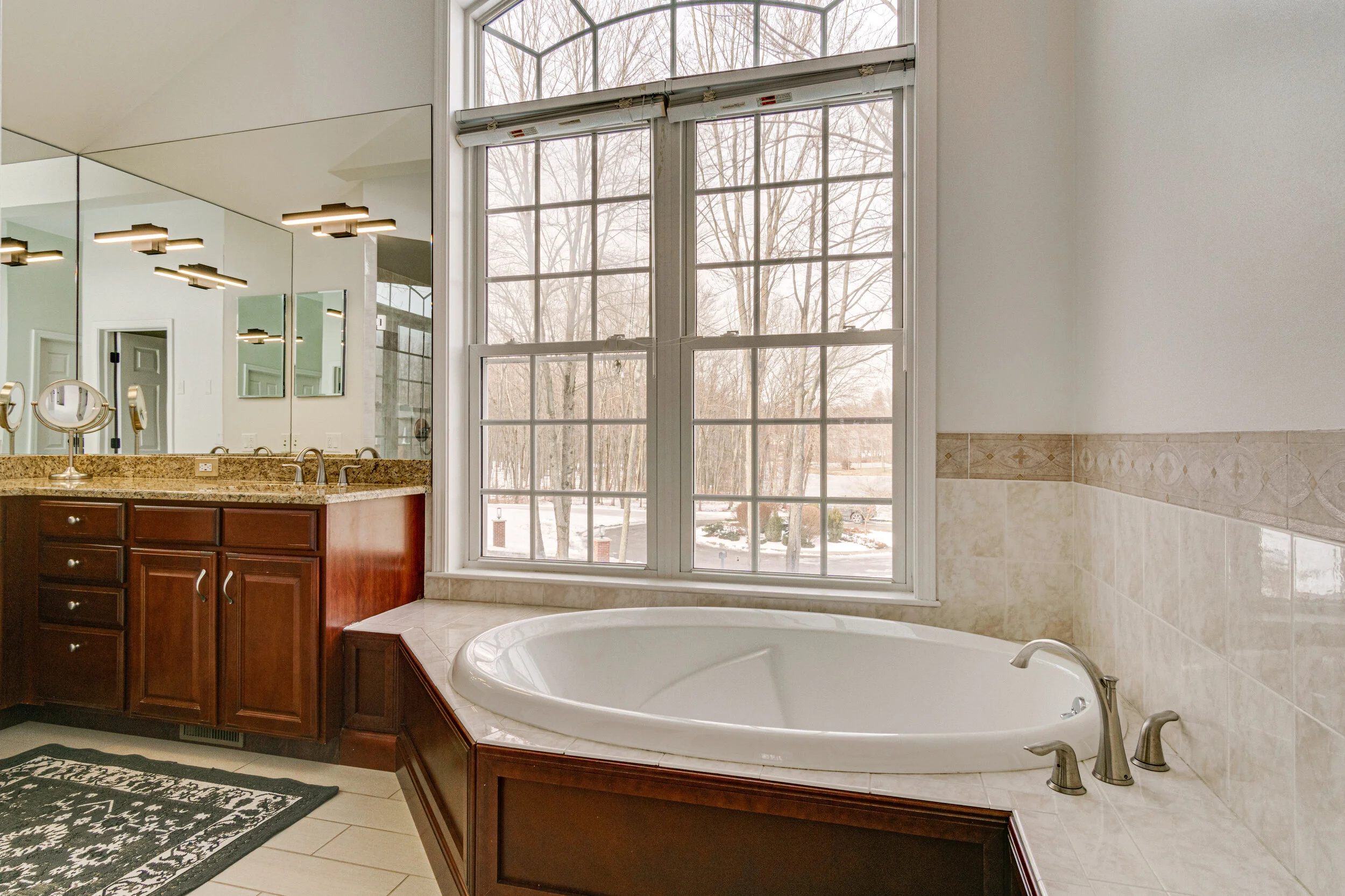 Interiors (14 of 82).jpg