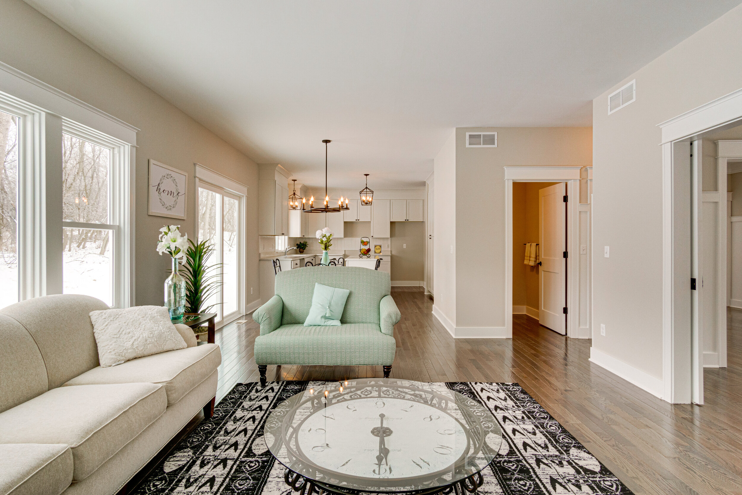 Interiors (13 of 44).jpg