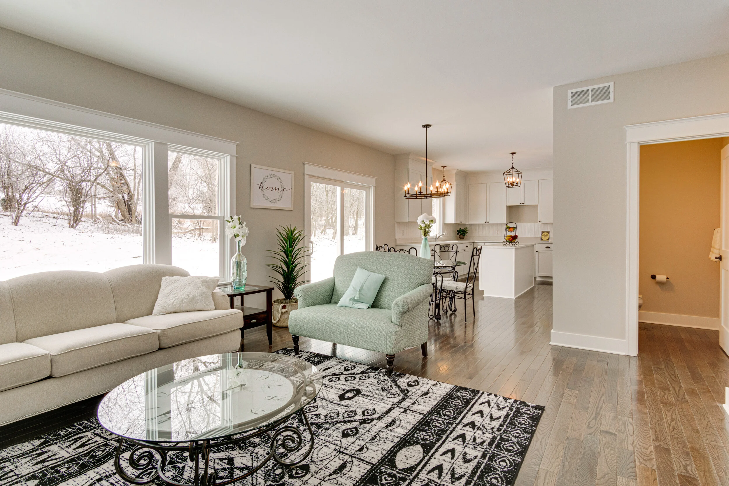 Interiors (14 of 44).jpg