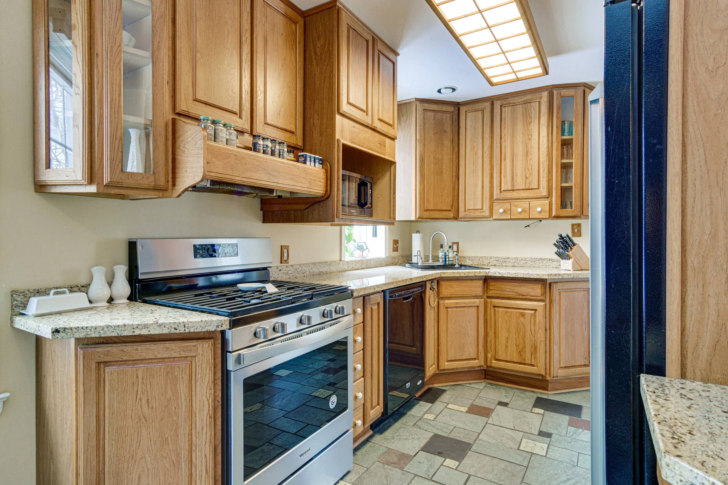 Interiors (8 of 38).jpg