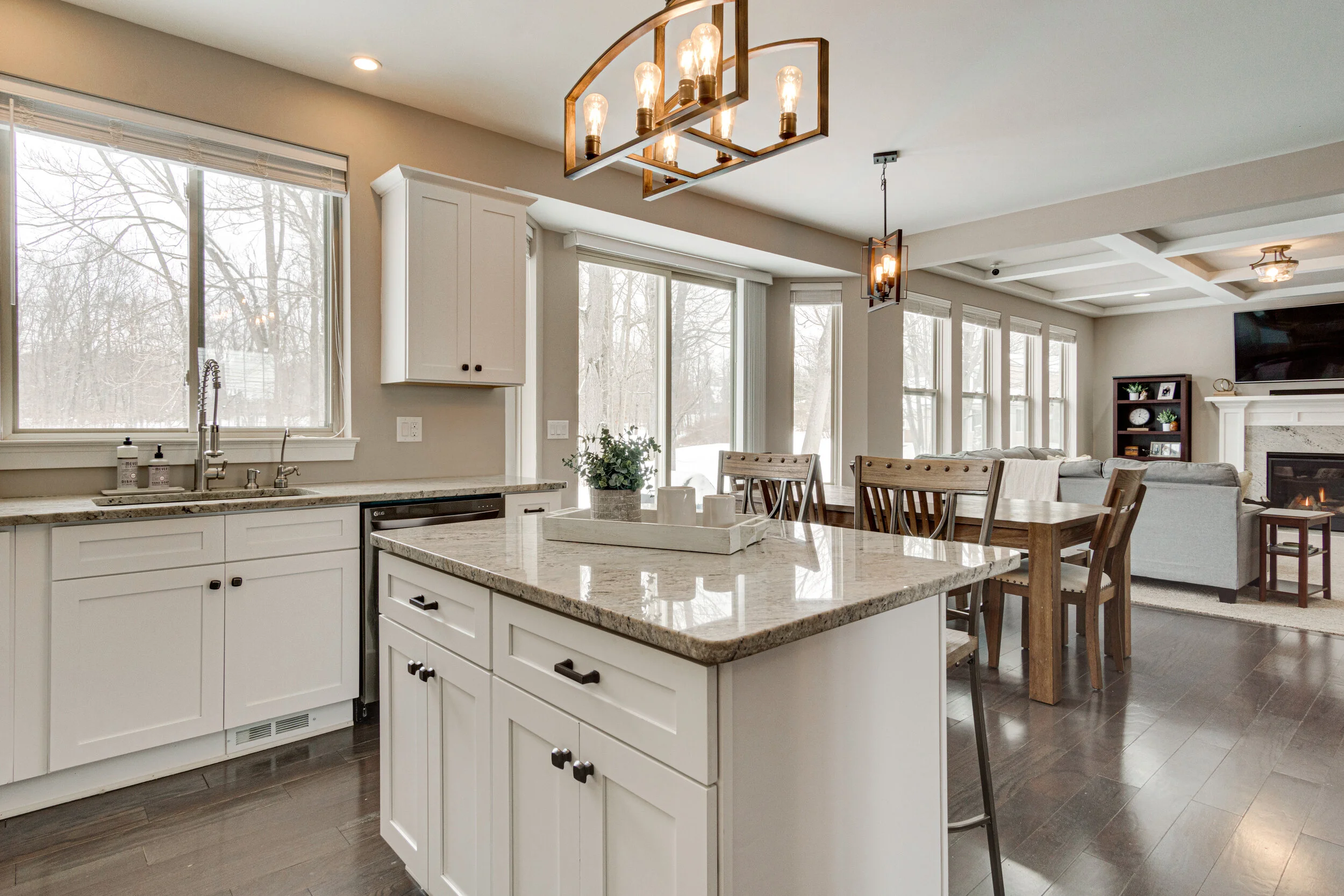 Interiors (18 of 62).jpg