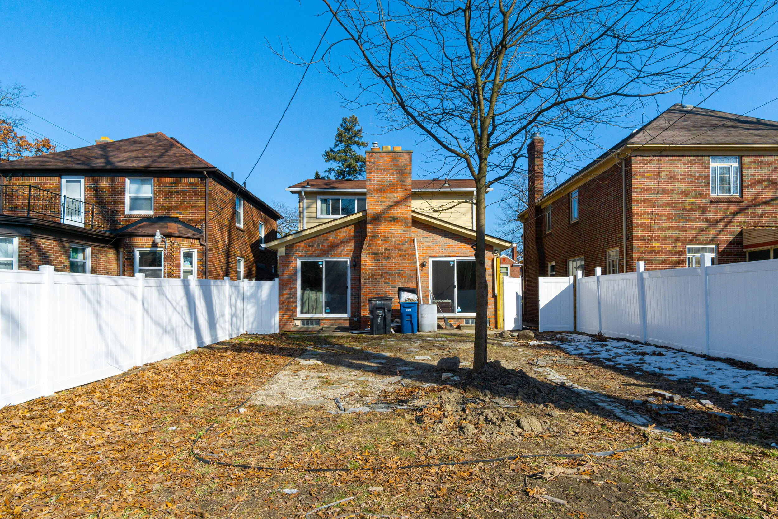 Exteriors (7 of 9).jpg