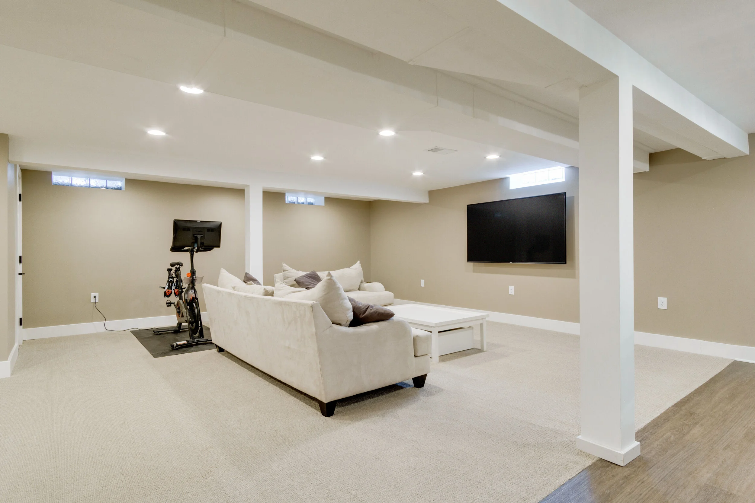 Interiors (45 of 55).jpg