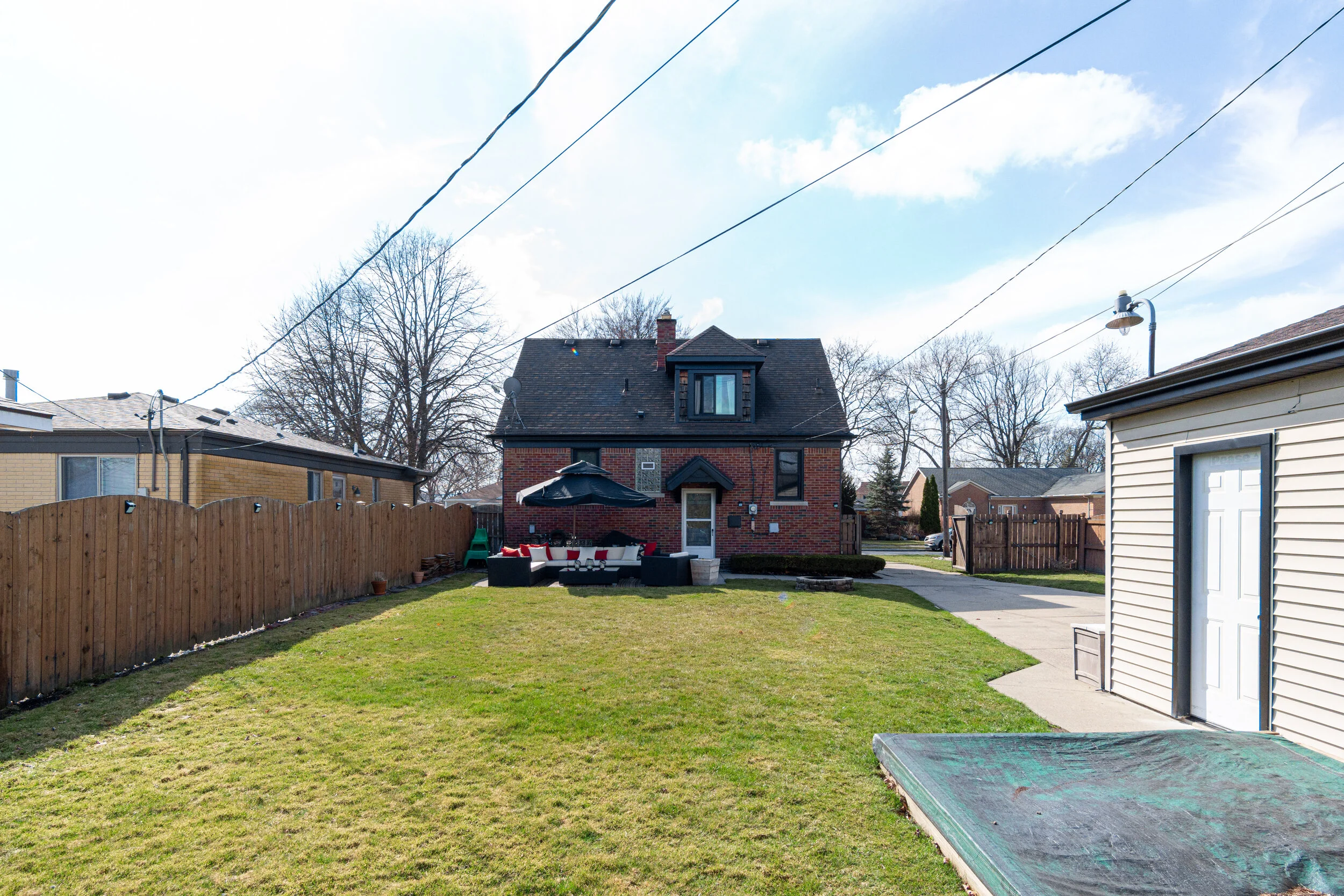 Exteriors (14 of 14).jpg