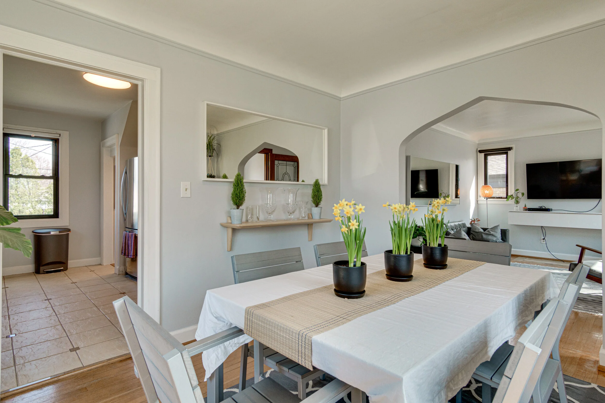 Interiors (10 of 37).jpg