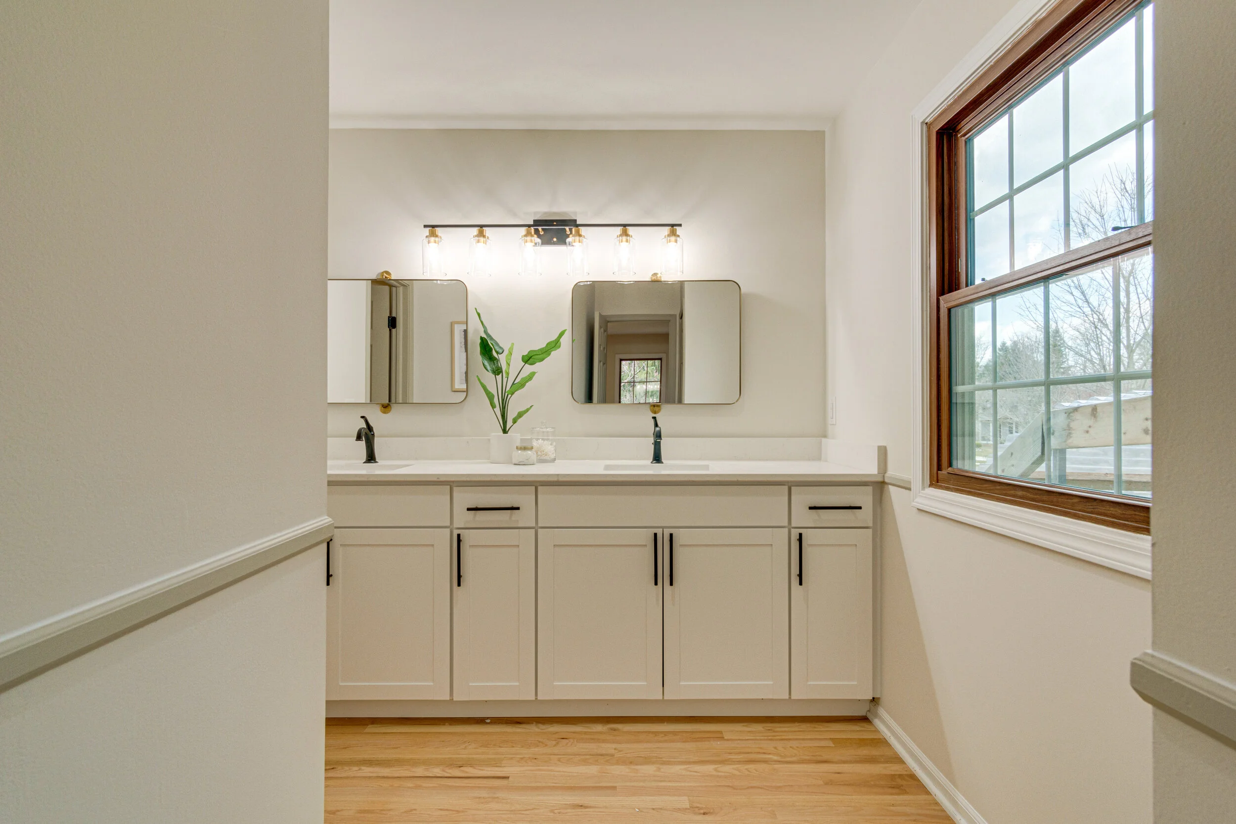 Interiors (40 of 58).jpg