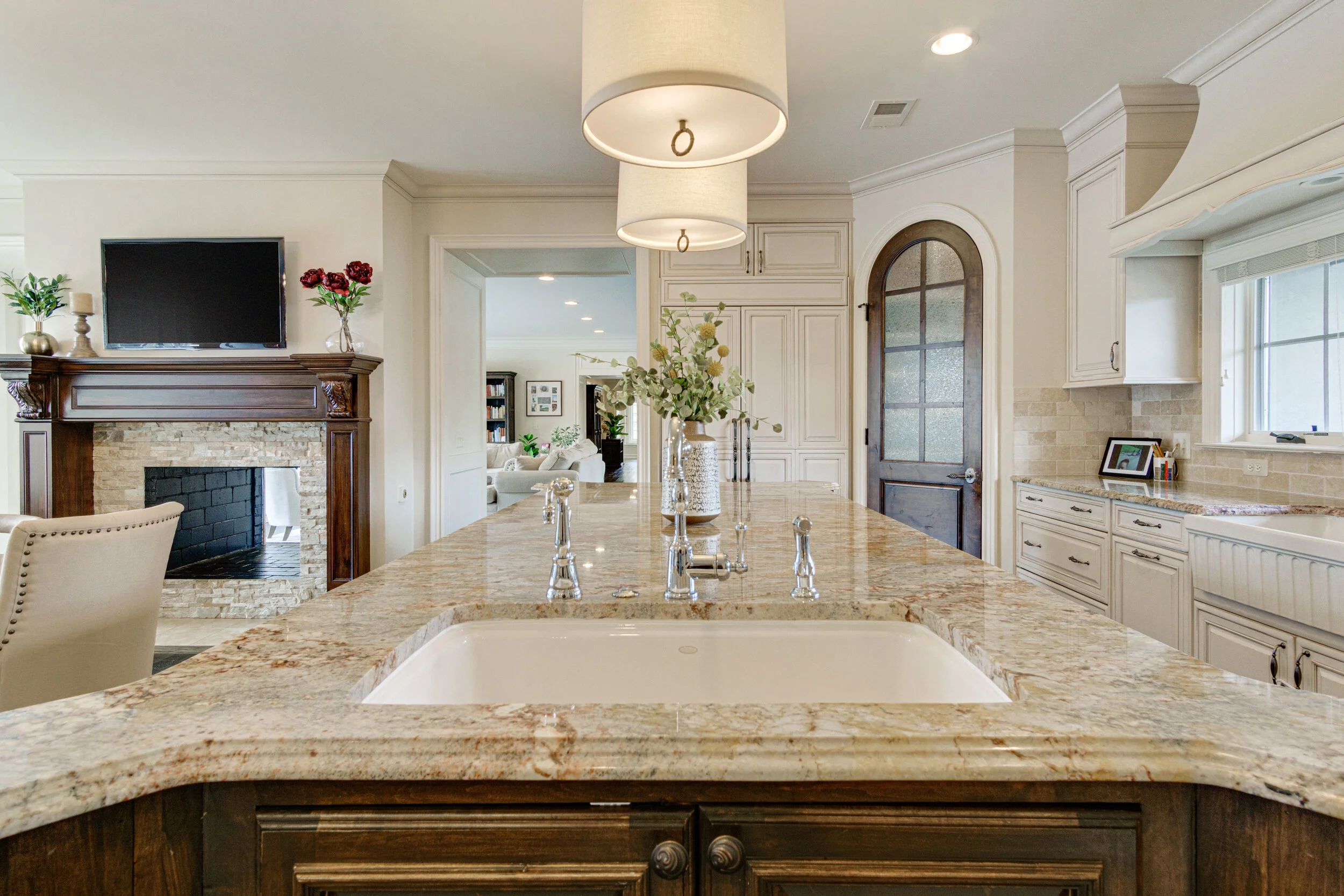 Interiors (31 of 81).jpg