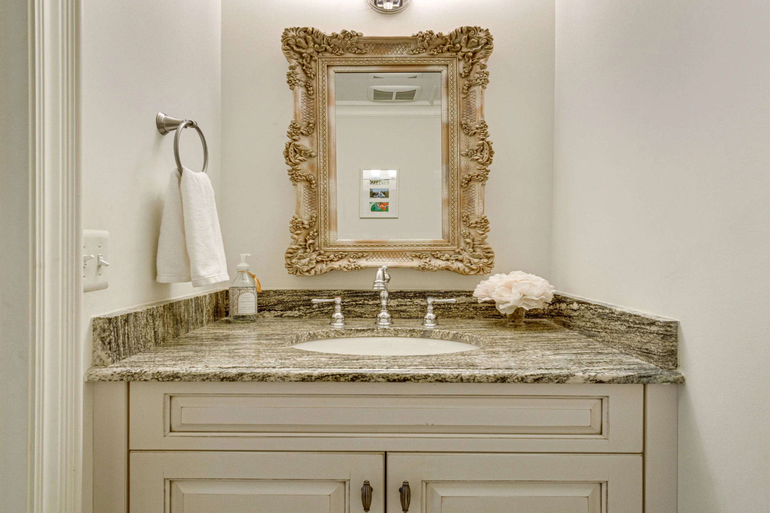 Interiors (51 of 81).jpg