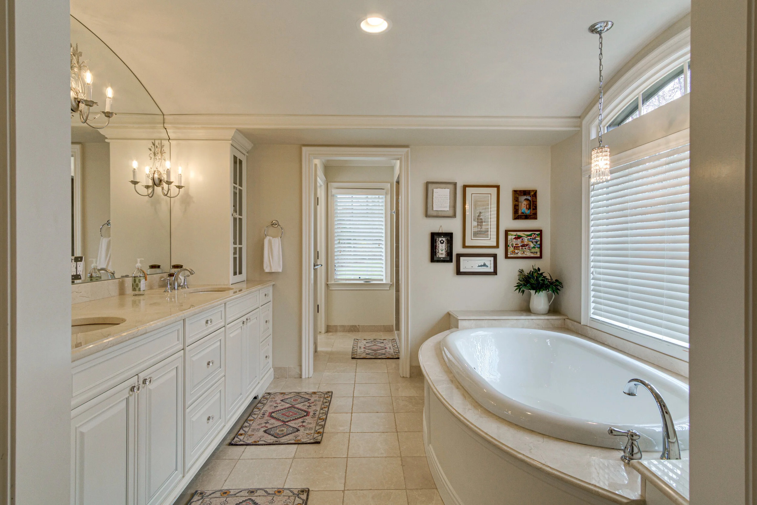 Interiors (74 of 81).jpg