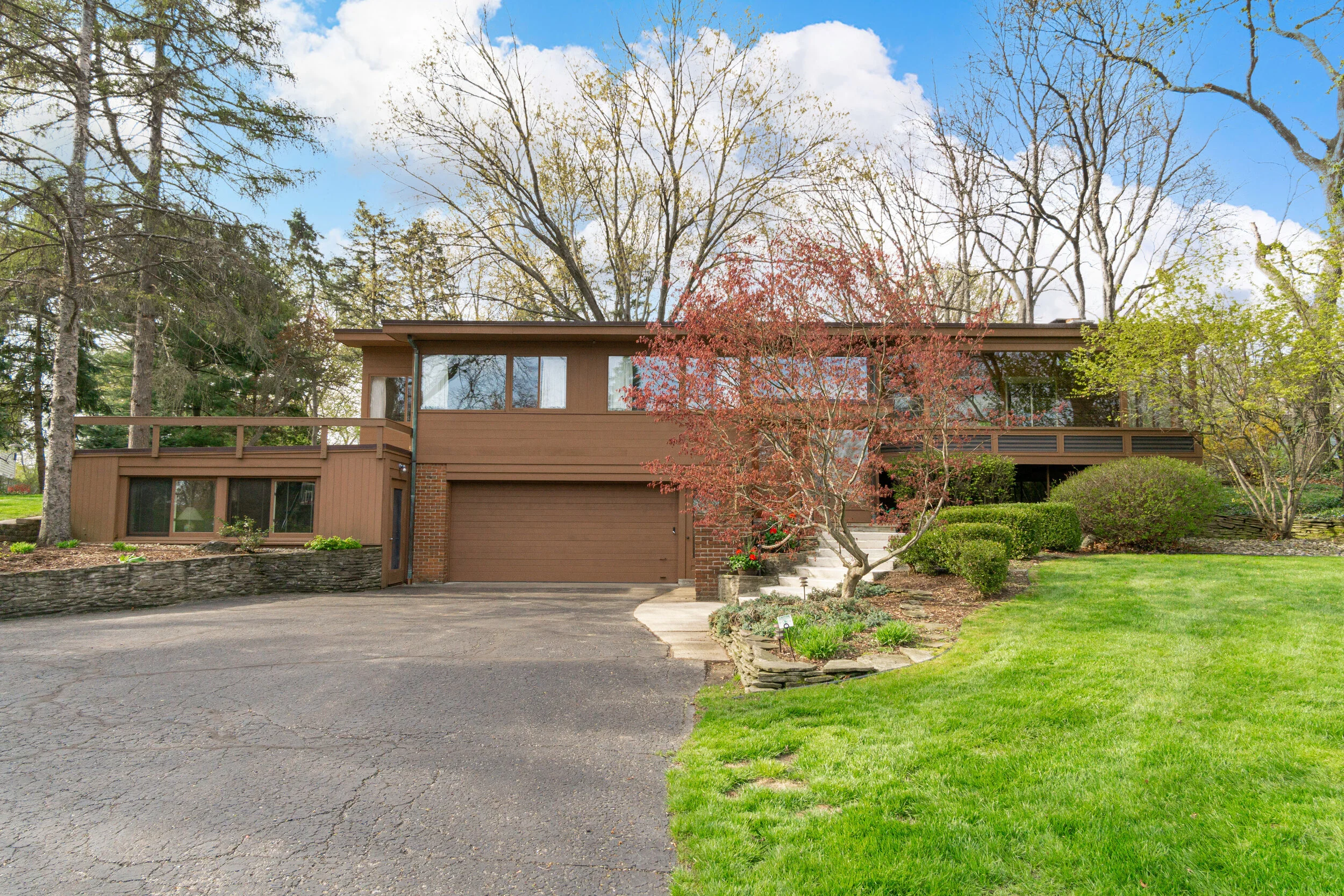 Exteriors (2 of 14).jpg