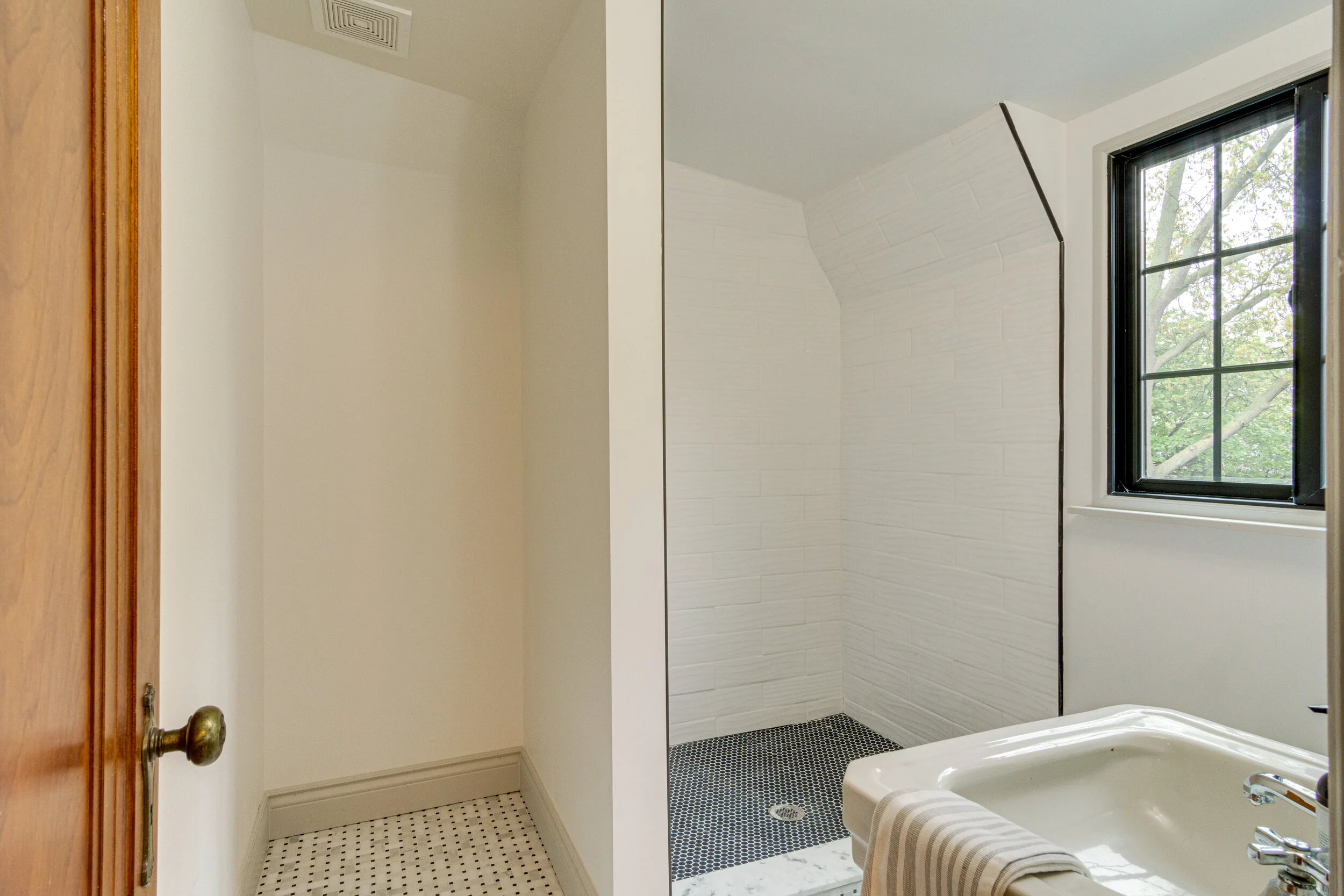 Interiors (55 of 101).jpg