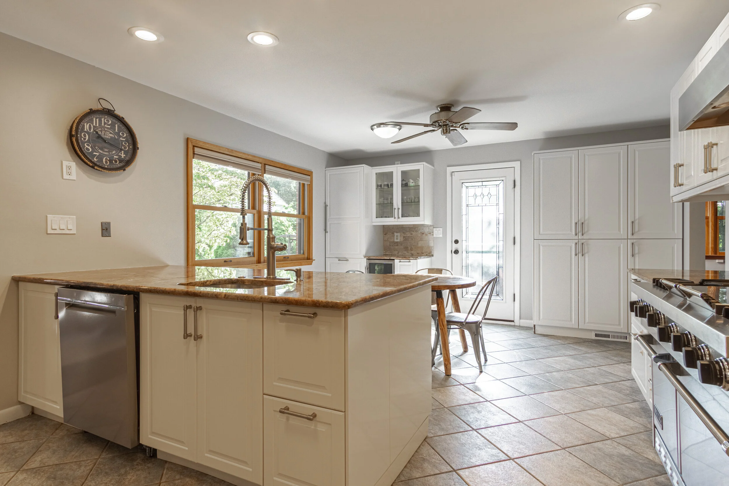 Interiors (18 of 58).jpg