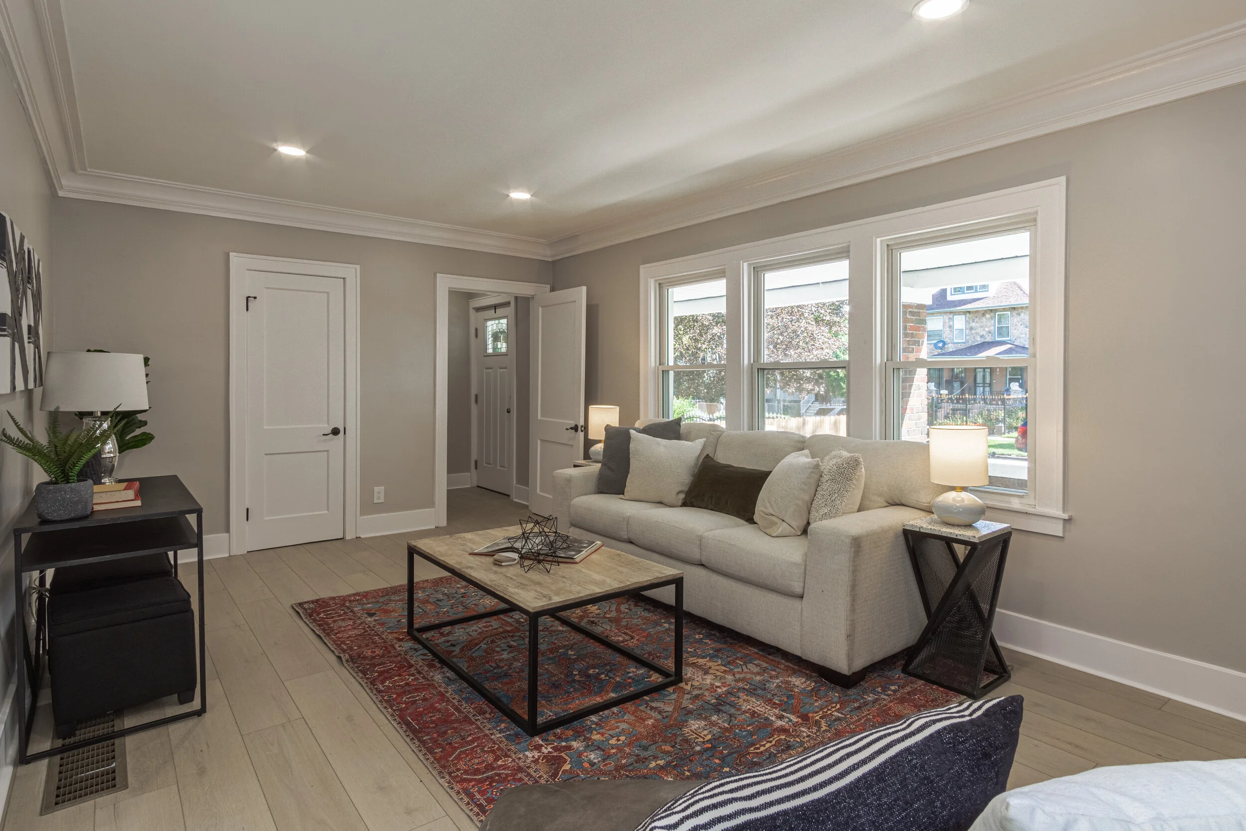 Interiors (2 of 51).jpg