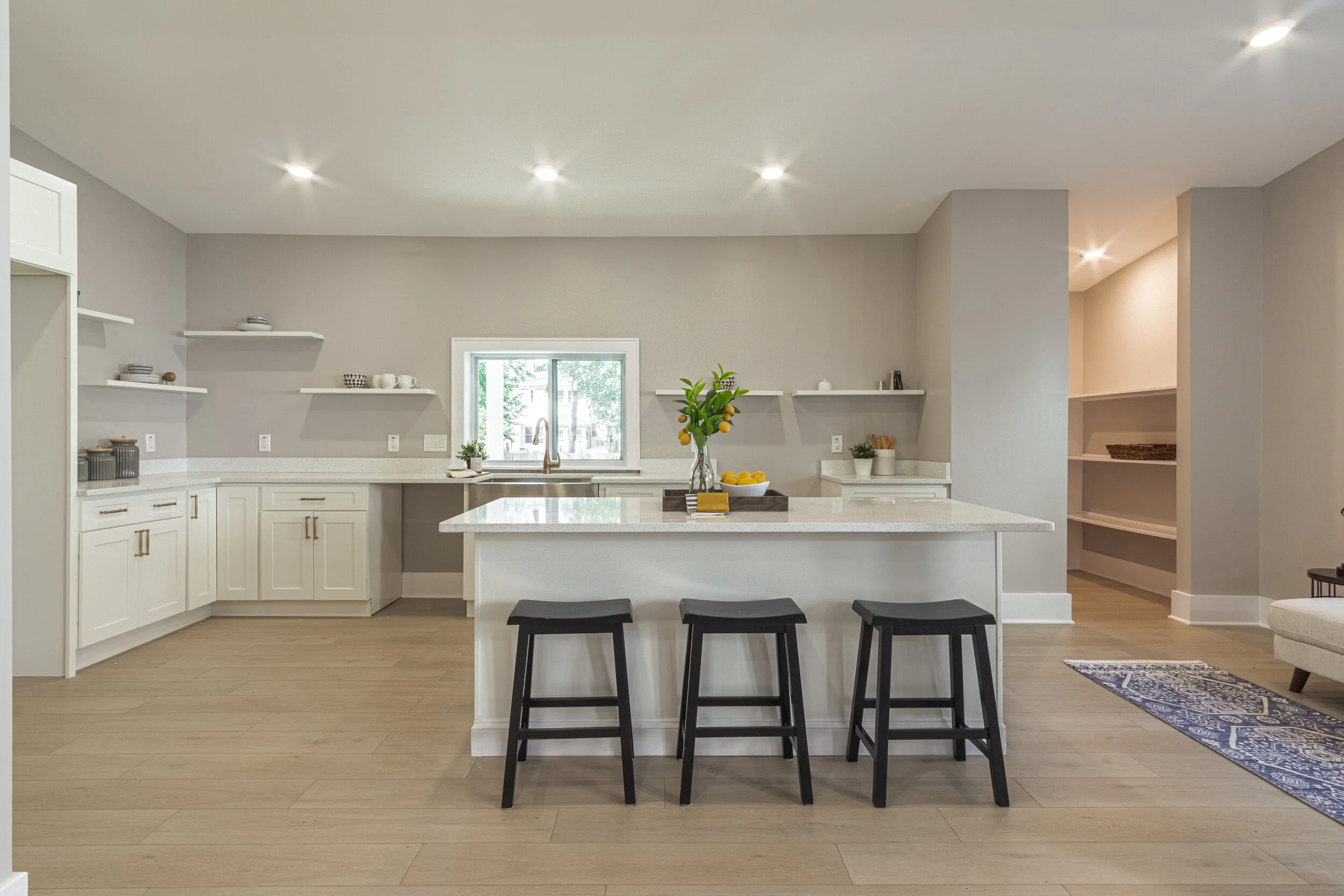 Interiors (10 of 51).jpg