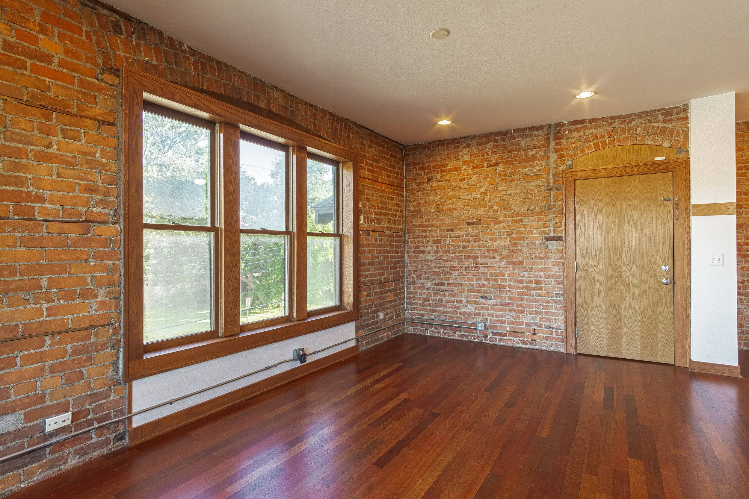 Interiors (2 of 28).jpg