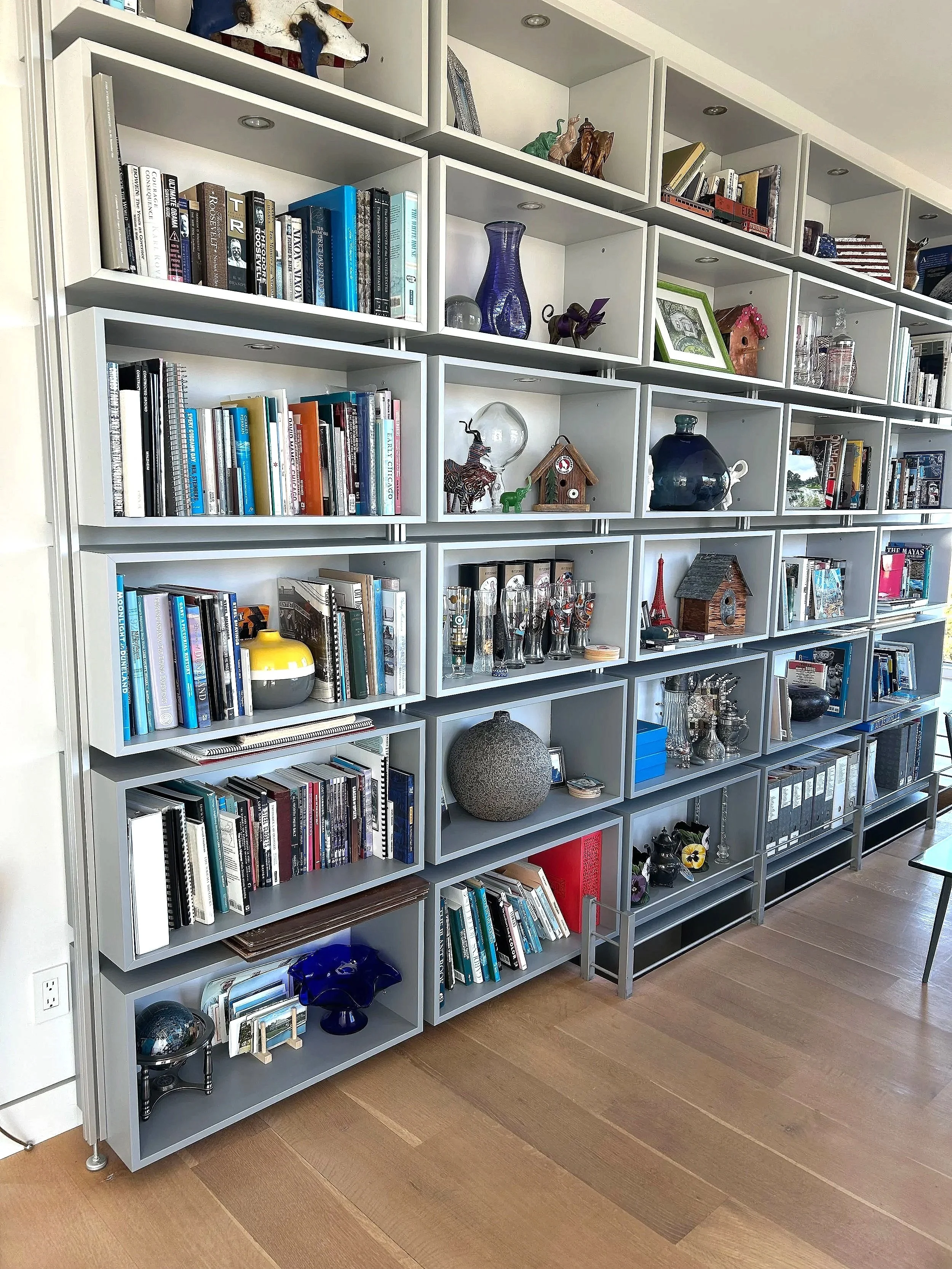 Two-story high library