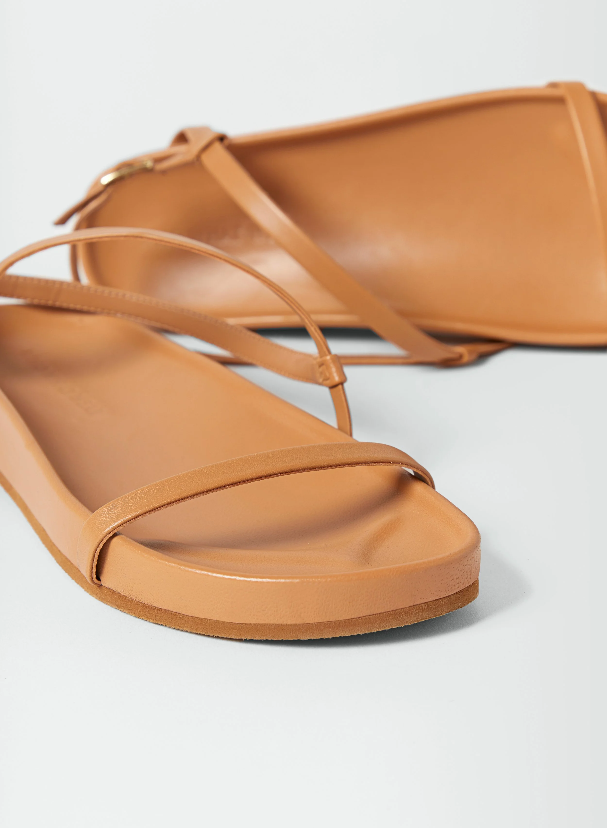 XXXXXXX-ALIYAH-SANDAL-CAMEL-NAPPA-LEATHER-Still_0313.jpg