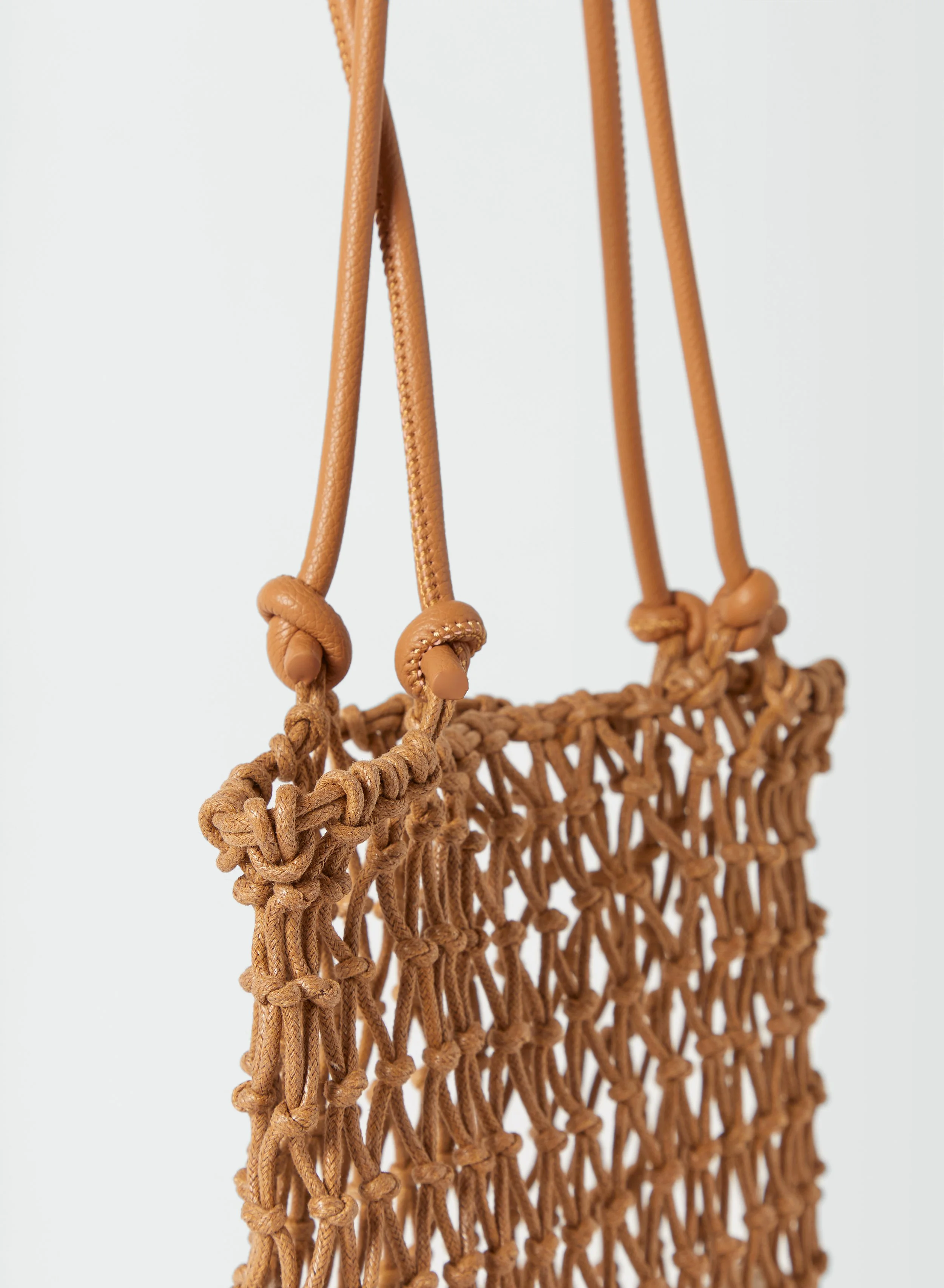 XXXXXXX-SADIE-BAG-CAMEL-MACRAME-Still_0097.jpg
