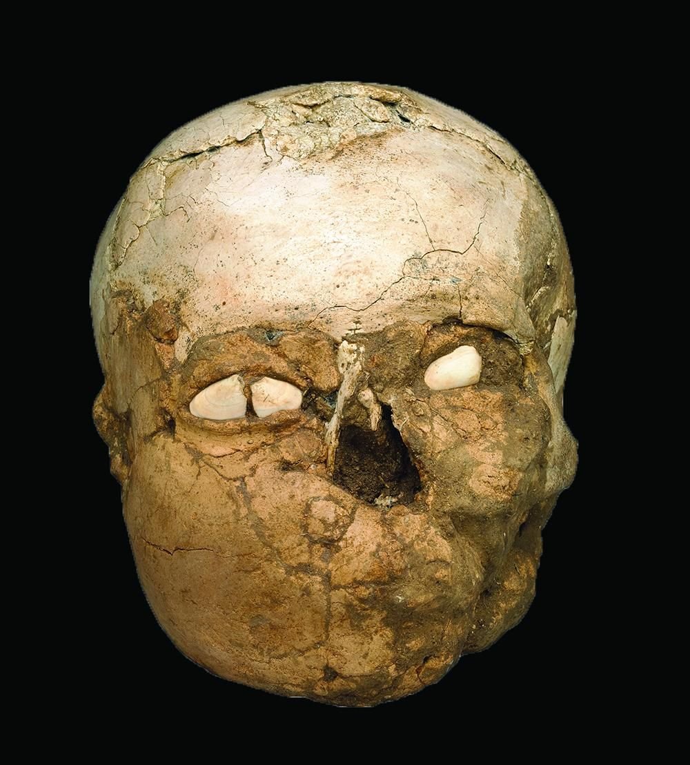 092 THE SKULLS (creepy but maybe comforting neolithic plastered skulls from Jericho)