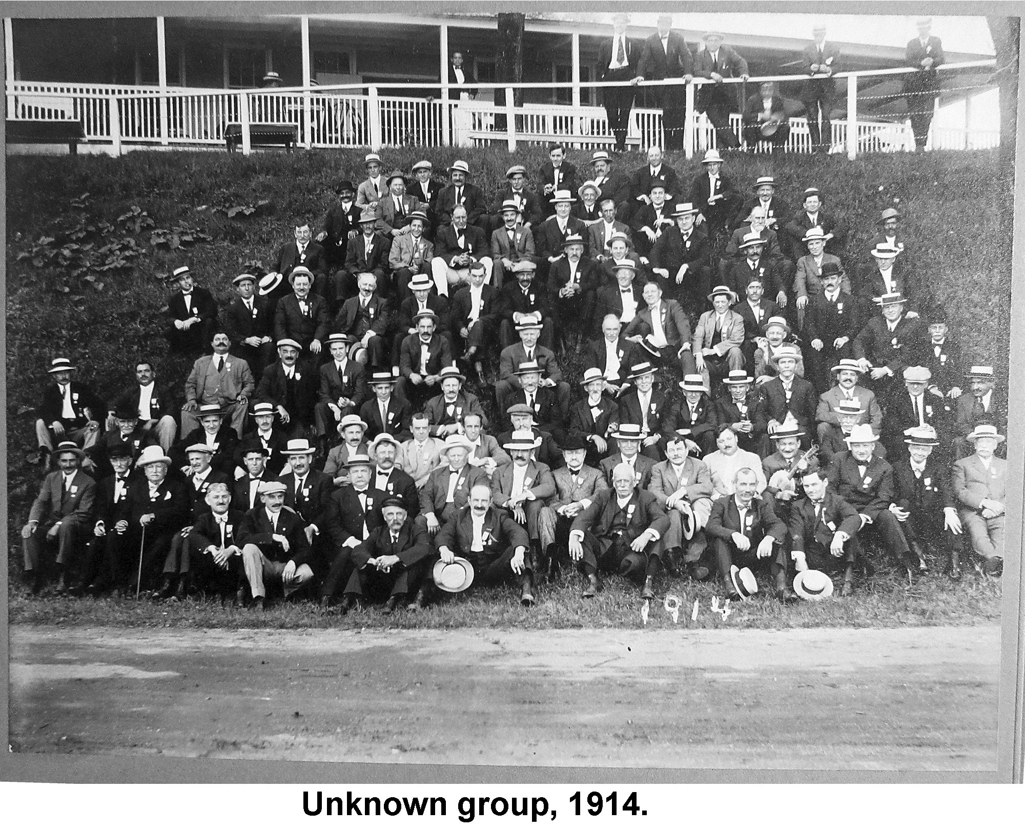 WD-37-B Unknown group 1914 captioned.jpg